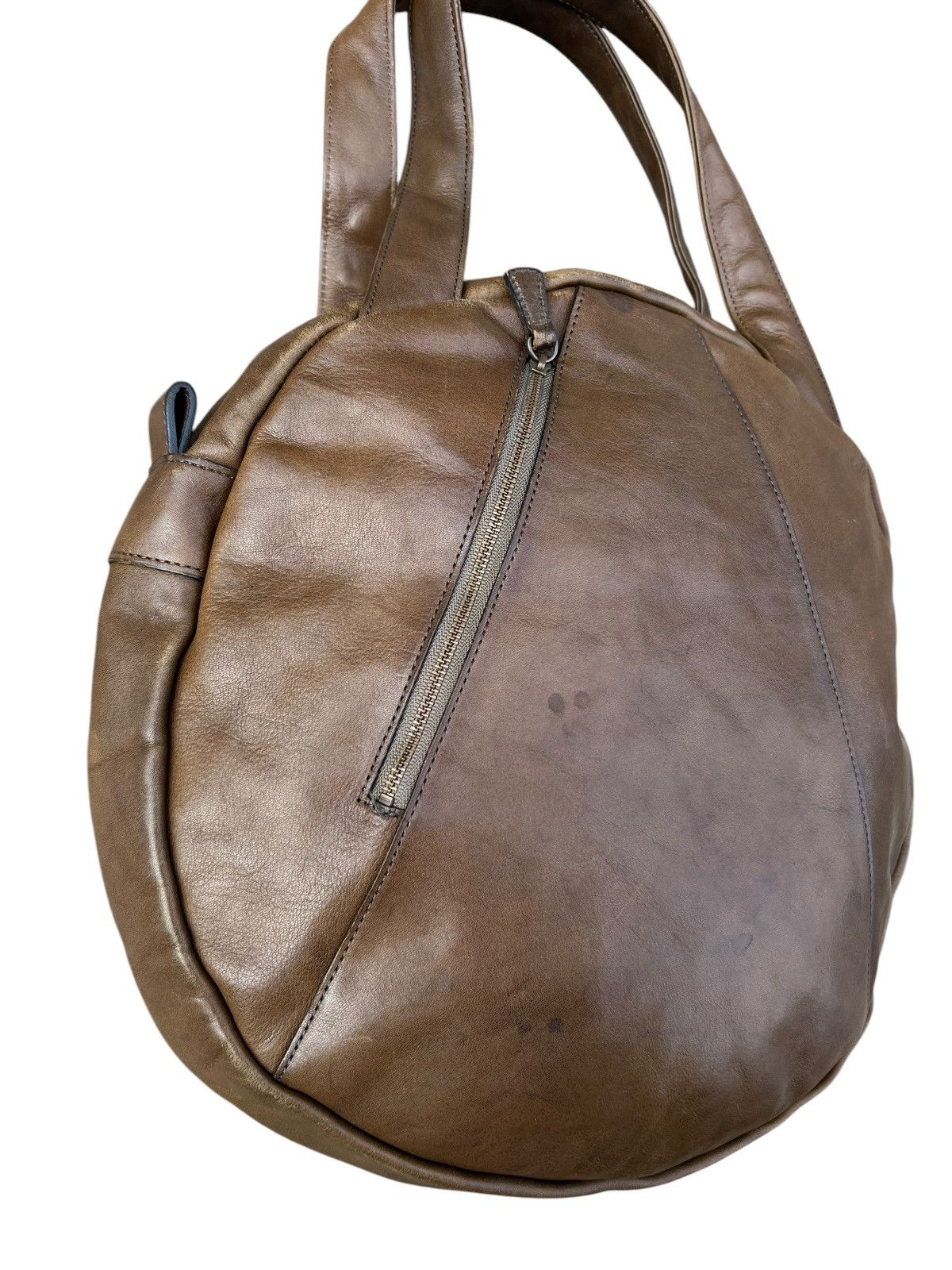 Leather Vintage B. Stuff Japan Distress Patina Leather Round Bag Size ONE SIZE - 8 Thumbnail
