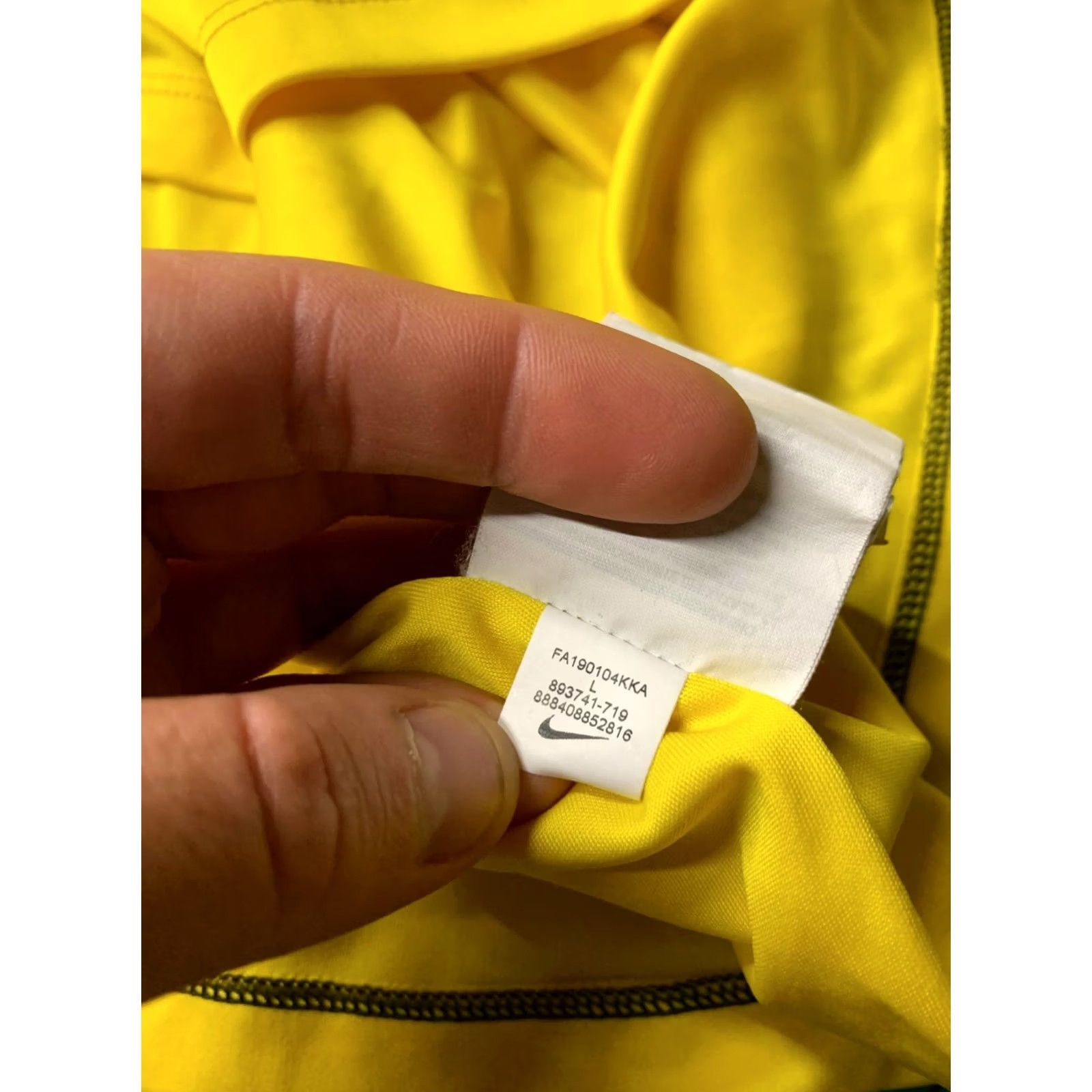 Nike Nike Dri-FIT Soccer Shirt Womens 2019 T-Shirt Yellow and Gray L Short Sleeve Casual Sports Shirt Men/Womens Size L / US 10 / IT 46 - 6 Thumbnail