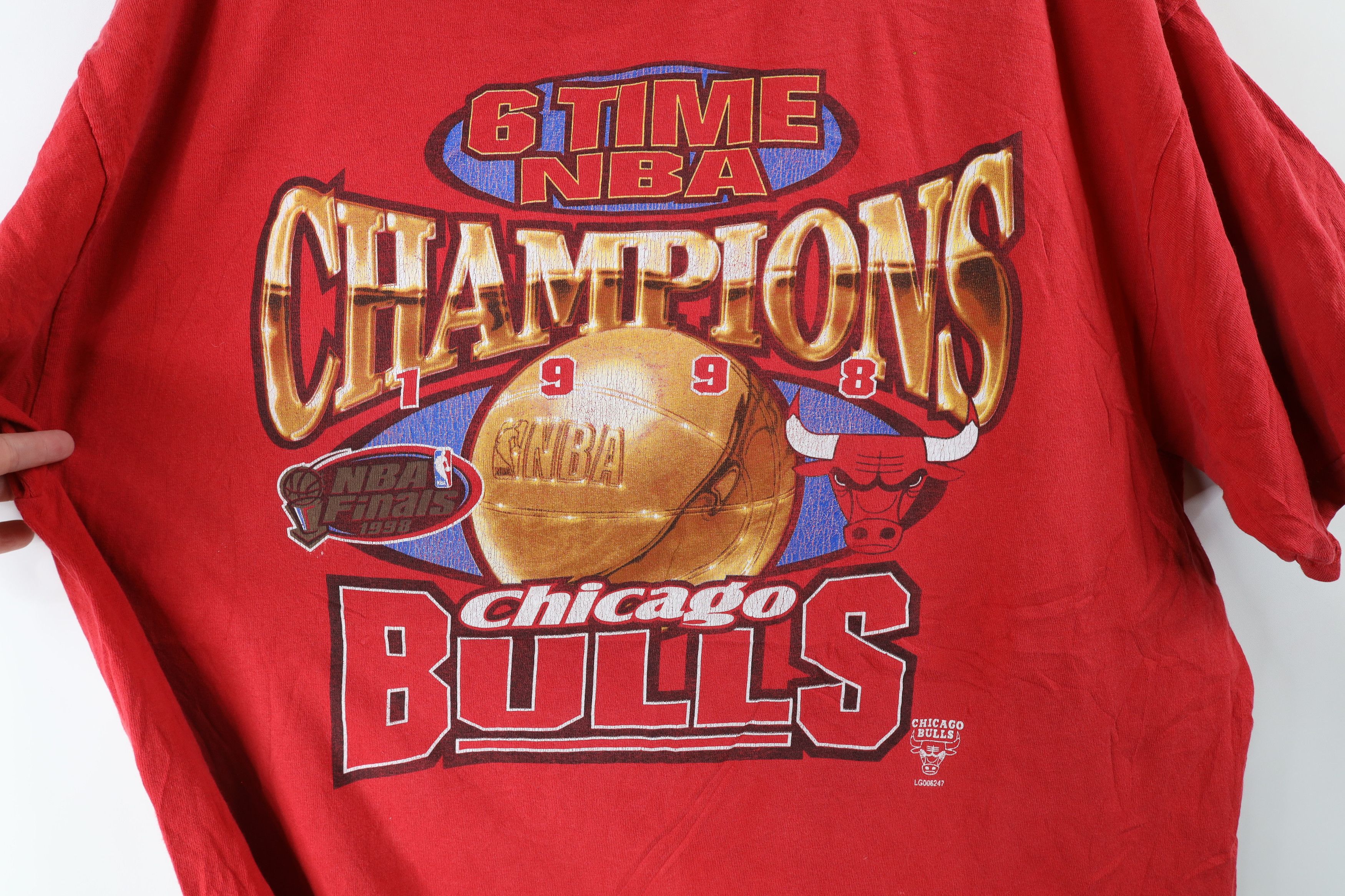 Vintage Vintage 90s Michael Jordan Chicago Bulls Basketball T-Shirt Size US XL / EU 56 / 4 - 7 Thumbnail
