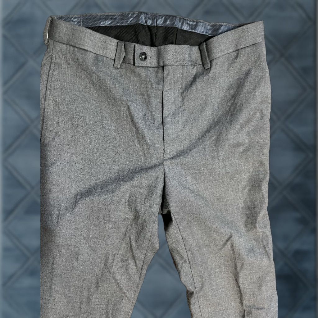 Calvin Klein Calvin Klein Pants Dress Pants Gray 30x31 Polyester Blend Flat Front Mens Casual Office Wear Size US 30 / EU 46 - 1 Thumbnail