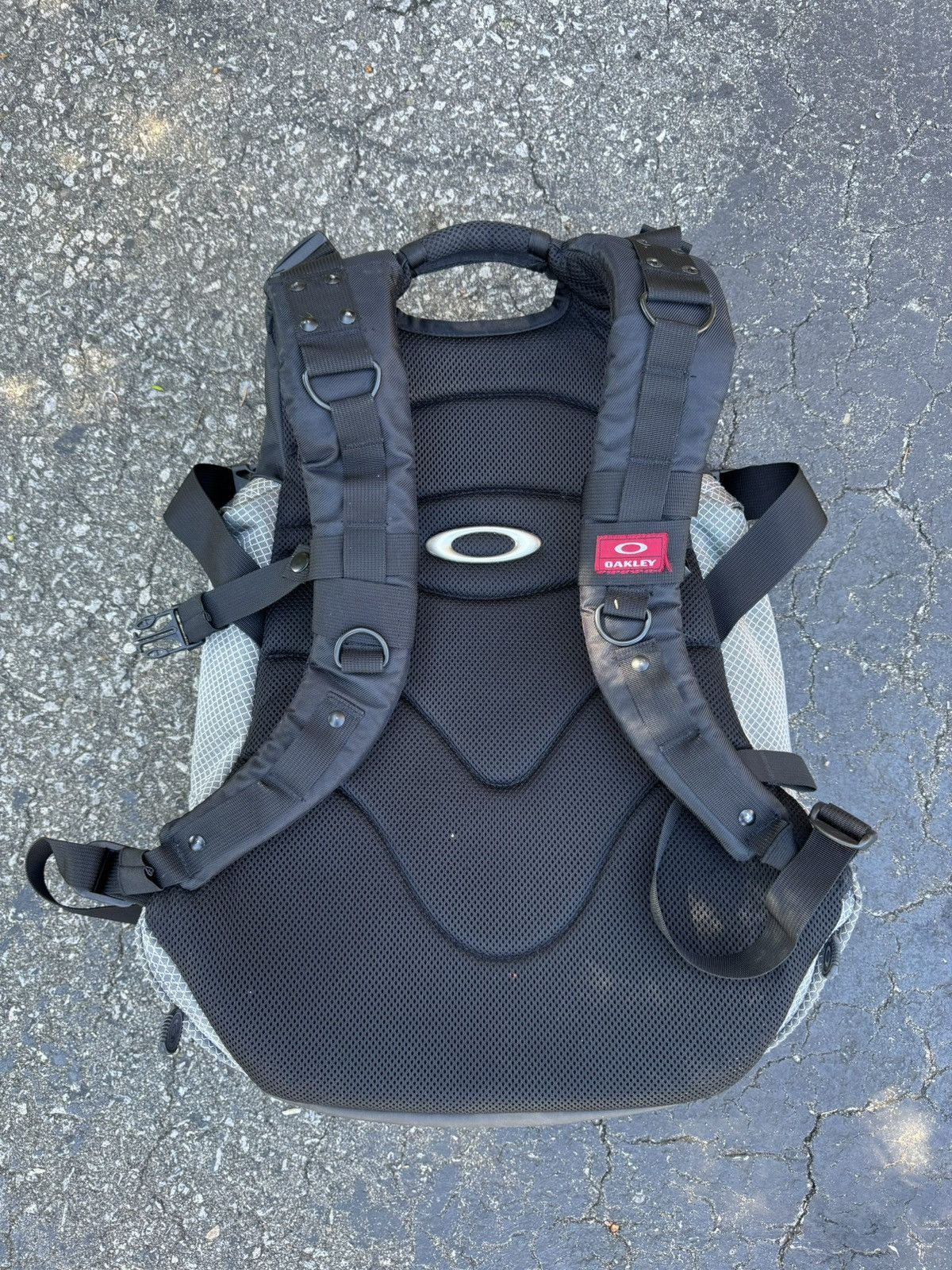 Oakley × Vintage 2004 Oakley waterproof backpack black/silver Size ONE SIZE - 2 Thumbnail