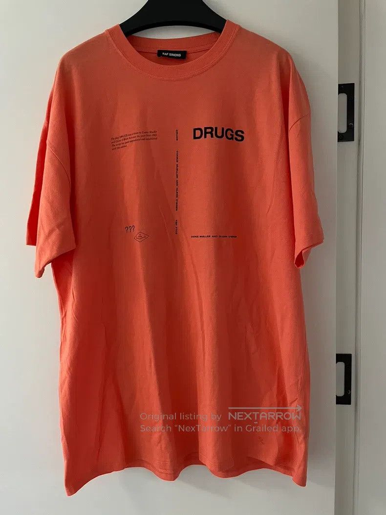 Raf Simons Raf Simons Orange Drugs T-shirt Size US S / EU 44-46 / 1 - 1 Thumbnail
