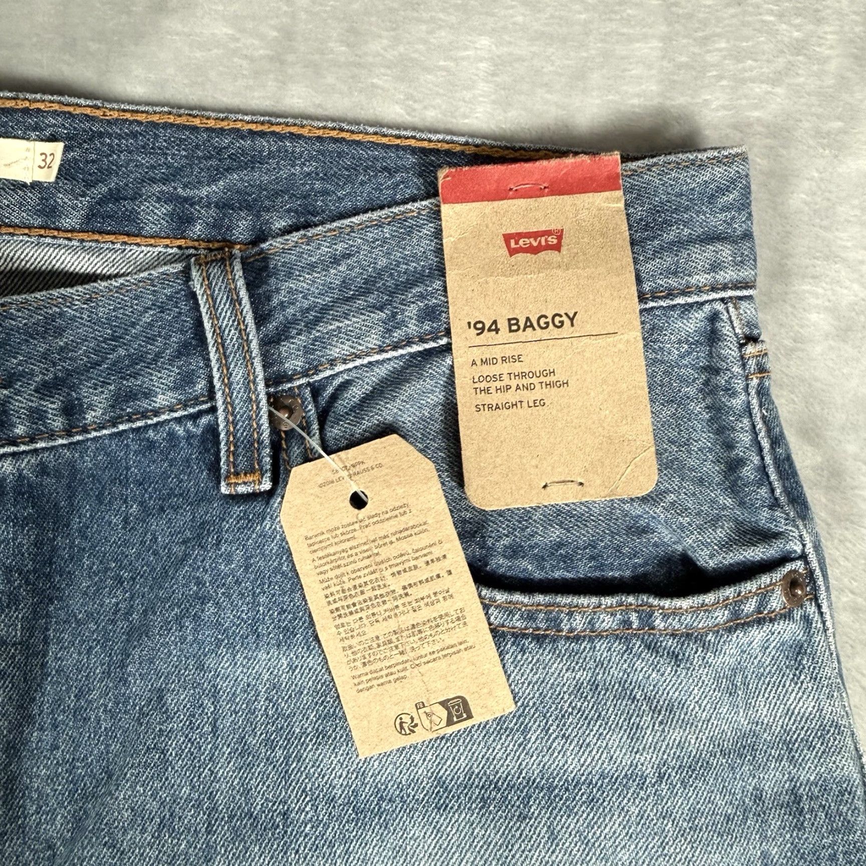 Levi's VINTAGE Levis 94 Baggy Denim Jeans Womens 32x31 Straight Leg Loose Fit NEW Size 24" / US 00 / IT 34 - 2 Thumbnail