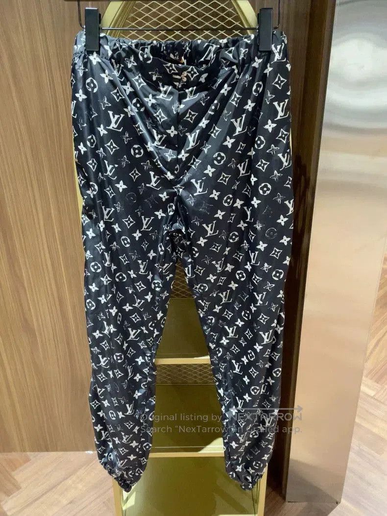 Louis Vuitton LV Monogram Logo Black Jogger Pants. Size US 36 / EU 52 - 1 Thumbnail