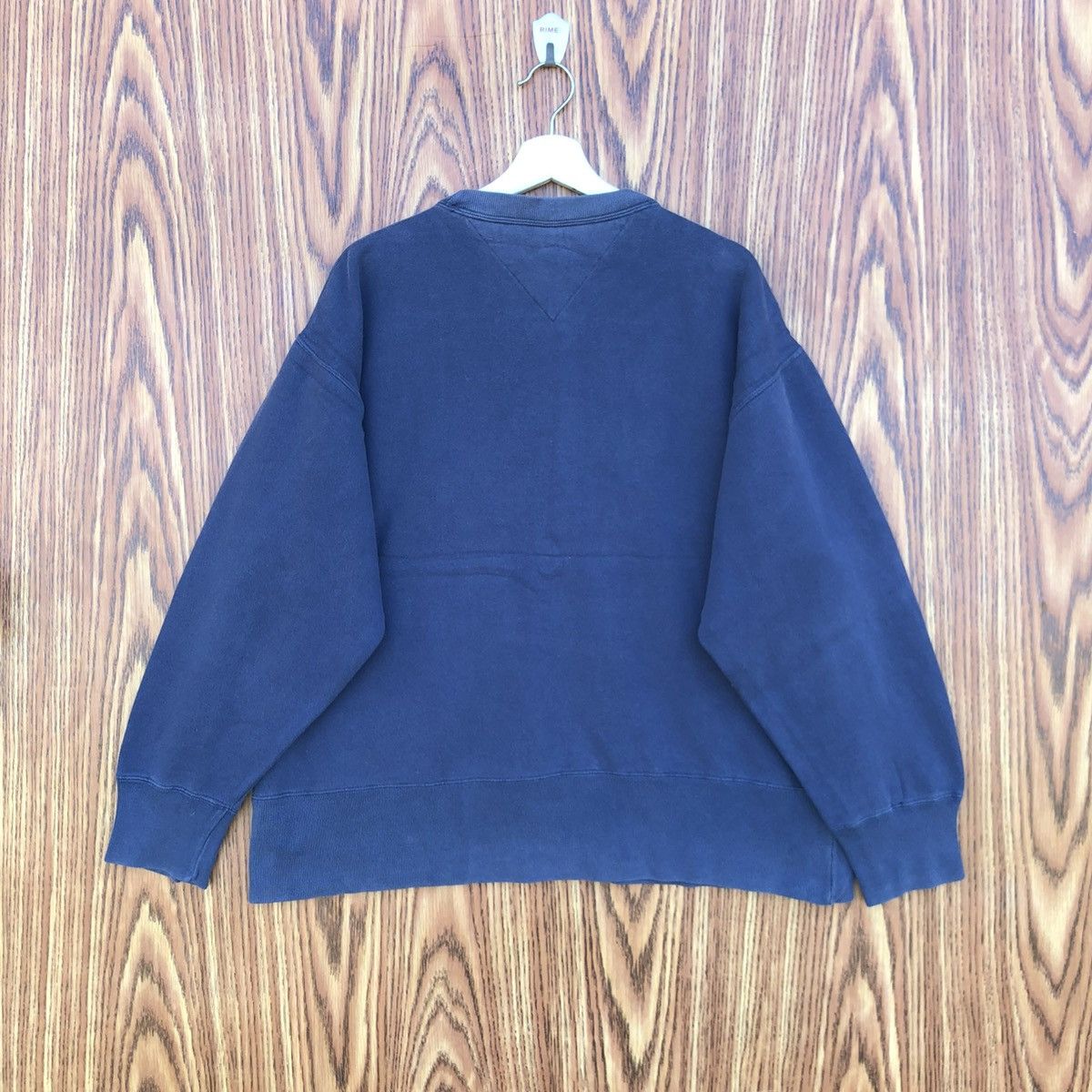 Tommy Hilfiger Vintage Tommy Hilfiger Pullover Sweatshirt Size US L / EU 52-54 / 3 - 6 Thumbnail