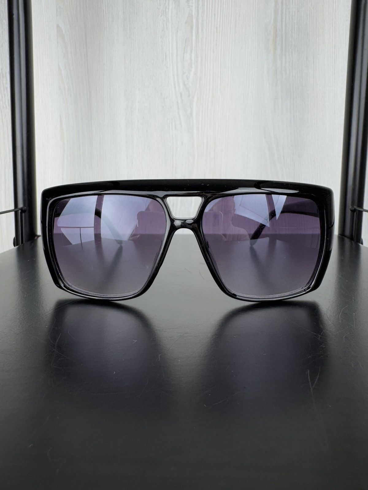 Gucci Gucci Navigator Frame black unisex sunglasses Size ONE SIZE - 1 Thumbnail