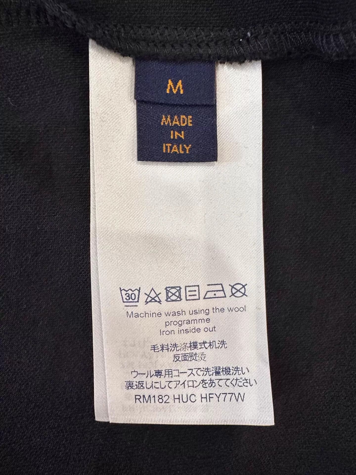Louis Vuitton LV Zhang Jike Men Black SS Tee Snow Mountain Badge Size US M / EU 48-50 / 2 - 6 Thumbnail