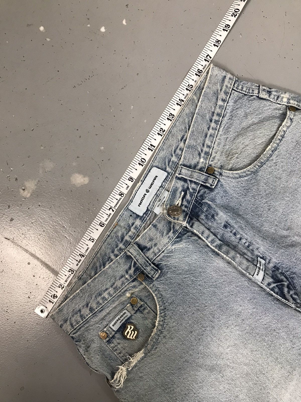 Rocawear Vintage rocawear skater denim jort Size US 34 / EU 50 - 8 Thumbnail