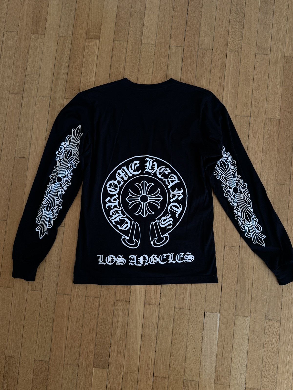 【CHROME HEARTS】Los Angeles Excluisve L/S Tシャツ Chrome Hearts Los Angeles Exclusive Short Sleeve Tee - SRM