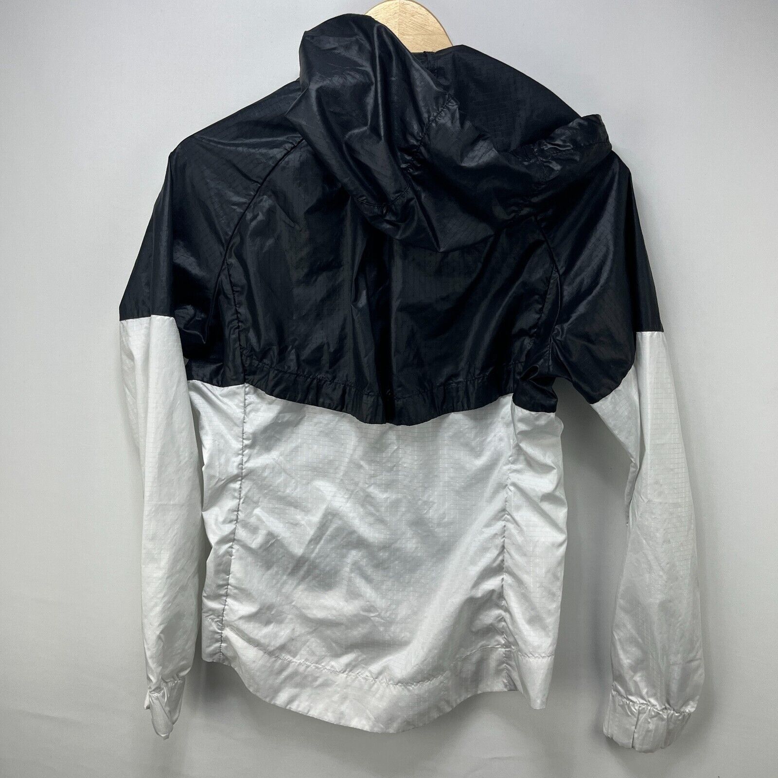 Nike × Vintage Vintage Y2K Nike Windbreaker Jacket Womens XS Size XS / US 0-2 / IT 36-38 - 8 Thumbnail