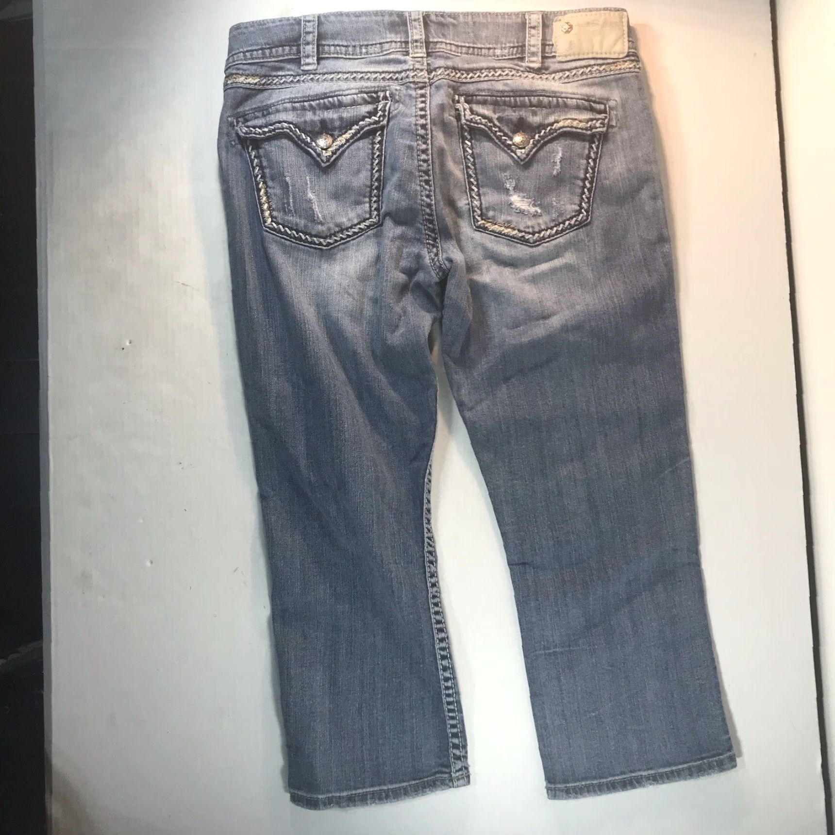 Silver Jeans Co. Vintage Silver Jeans Co. Women's Capri Pants Low Rise Distressed Embroidered Logo Cotton Blue Size 31 Size 24" / US 00 / IT 34 - 3 Thumbnail