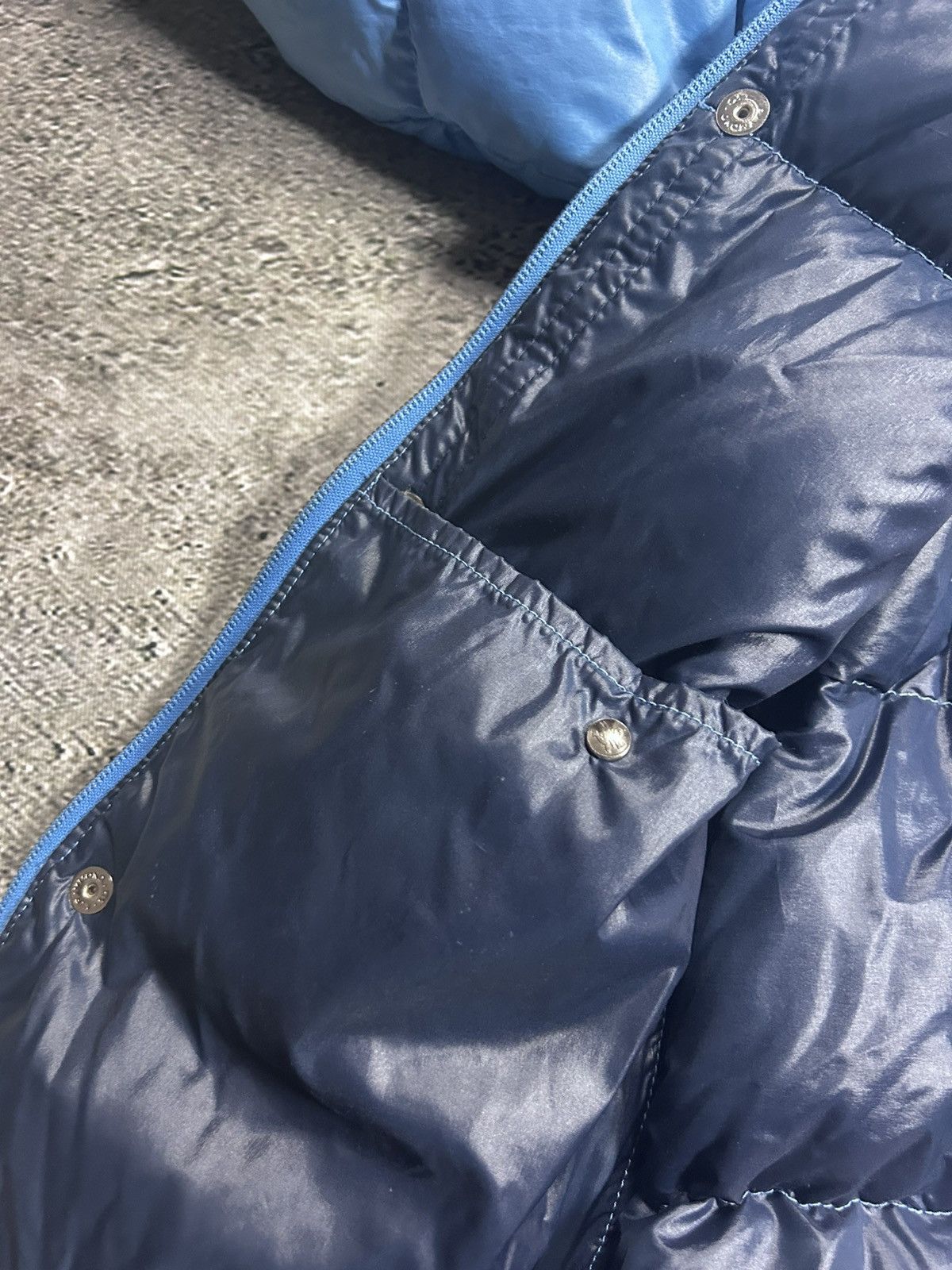 Moncler 90s Moncler vintage baby blue puffer jacket Size US L / EU 52-54 / 3 - 13 Thumbnail