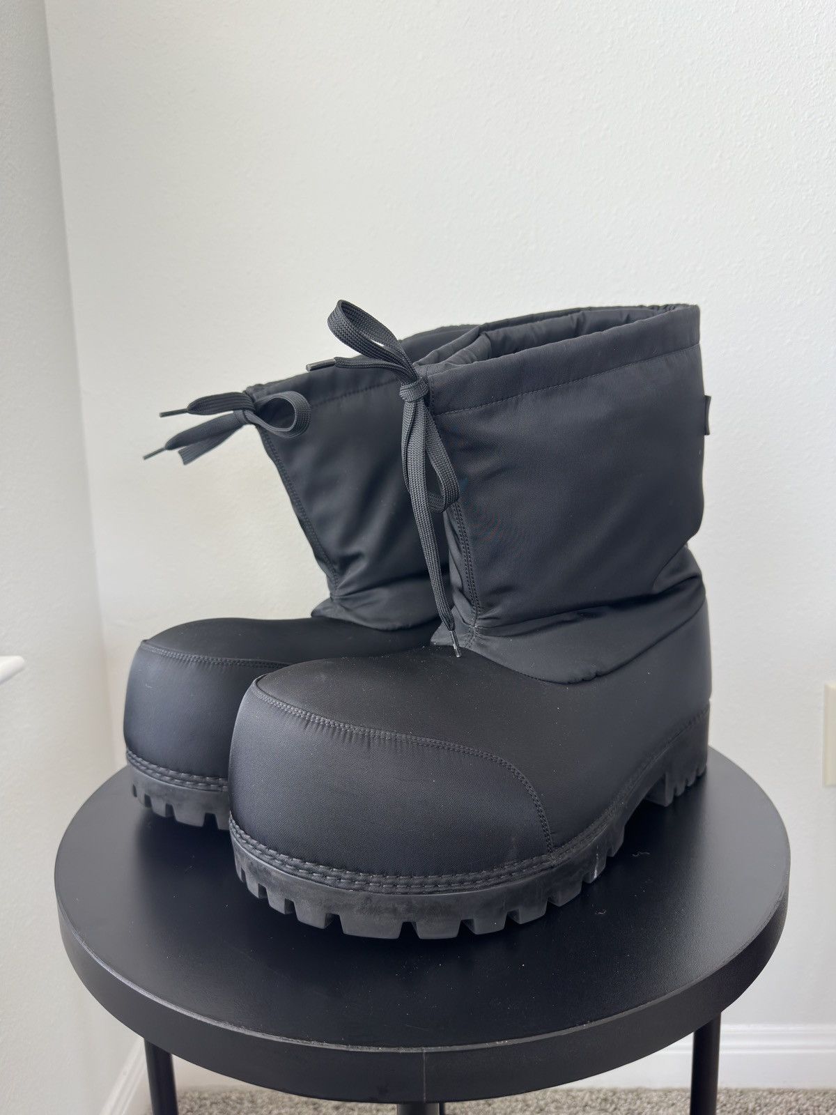 Balenciaga Balenciaga Alaska Boot Black Nylon Low Size US 12 / EU 45 - 1 Thumbnail