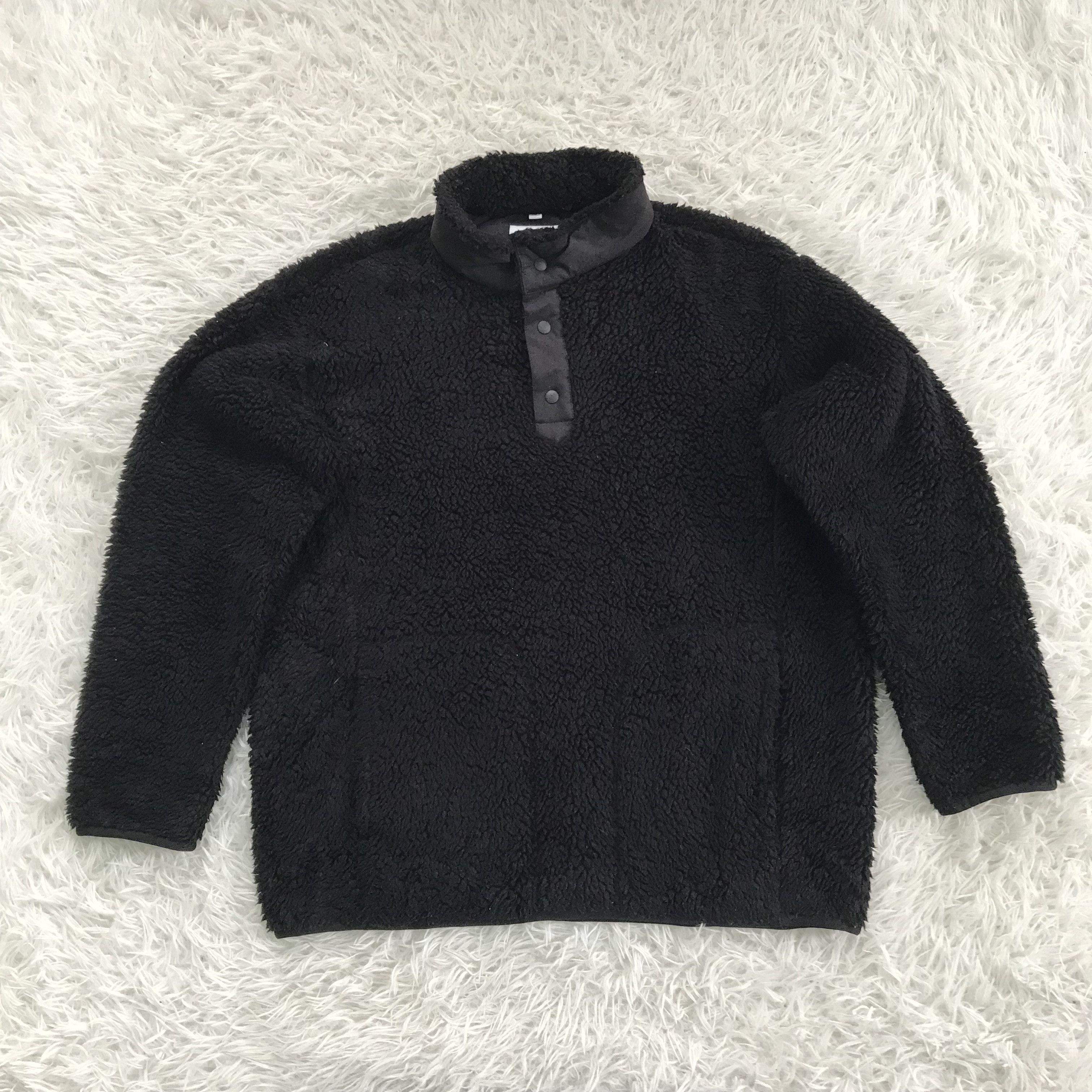 Uniqlo × White Mountaineering Uniqlo x white mountaineering deep pile Size US L / EU 52-54 / 3 - 2 Thumbnail