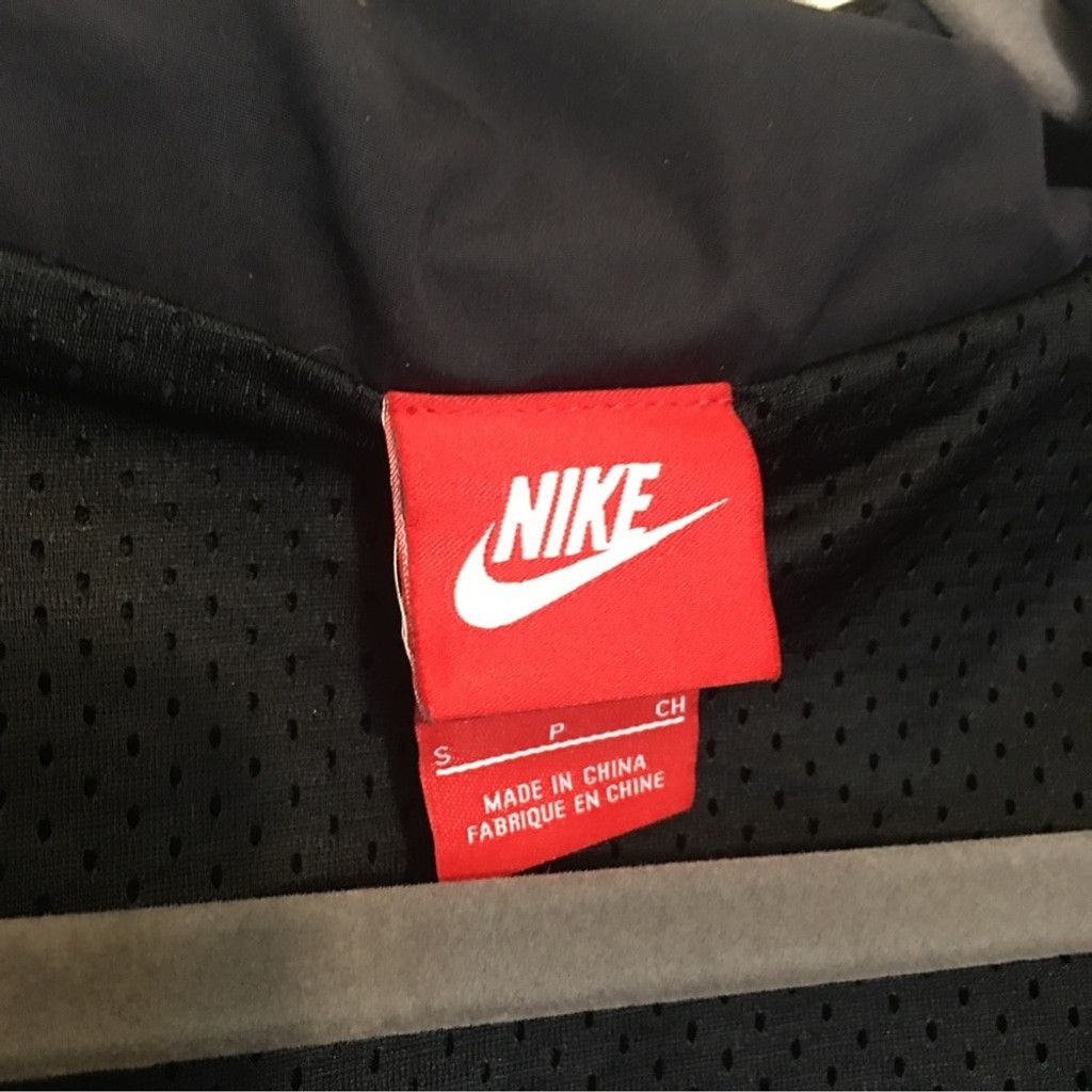 Nike Nike Short Sleeve Athlete Tour Jacket Color: Black Sz: Small Size XS / US 0-2 / IT 36-38 - 14 Thumbnail