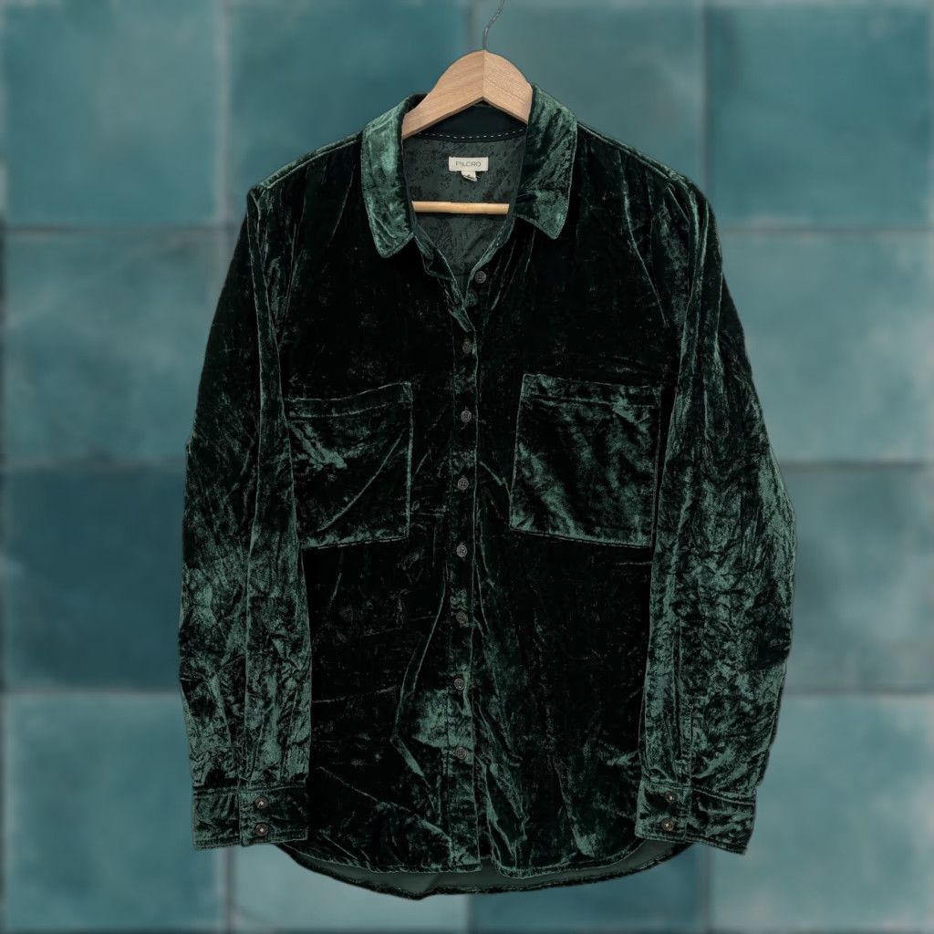 Vintage VINTAGE Anthropologie Pilcro The Hadley Velvet Button Down Shirt Womens M Green Size M / US 6-8 / IT 42-44 - 1 Thumbnail