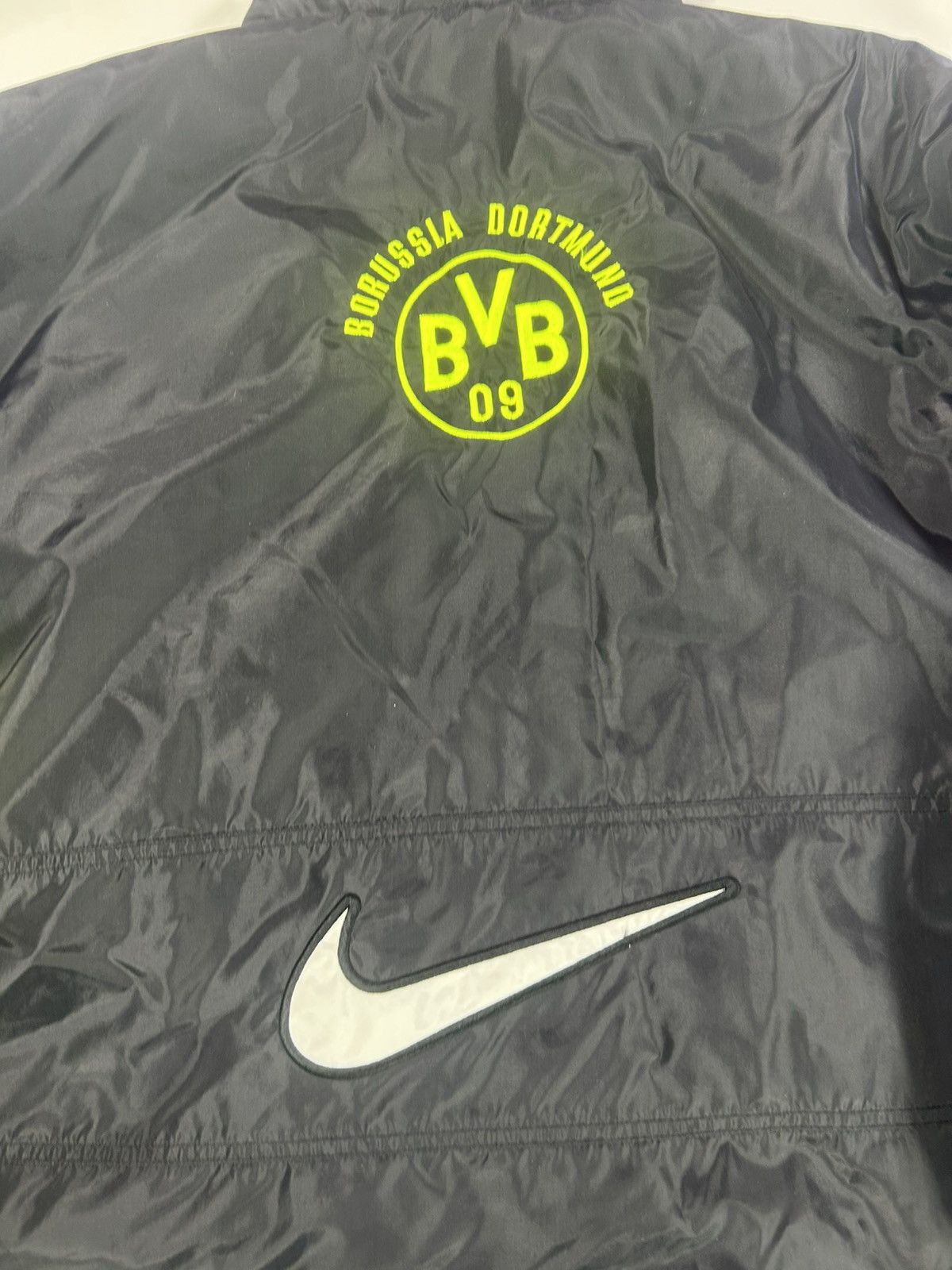 Nike BVB MENS BORUSSIA DORTMUND CHUNKY NIKE COAT JACKET 1996/1997 Size US L / EU 52-54 / 3 - 6 Thumbnail