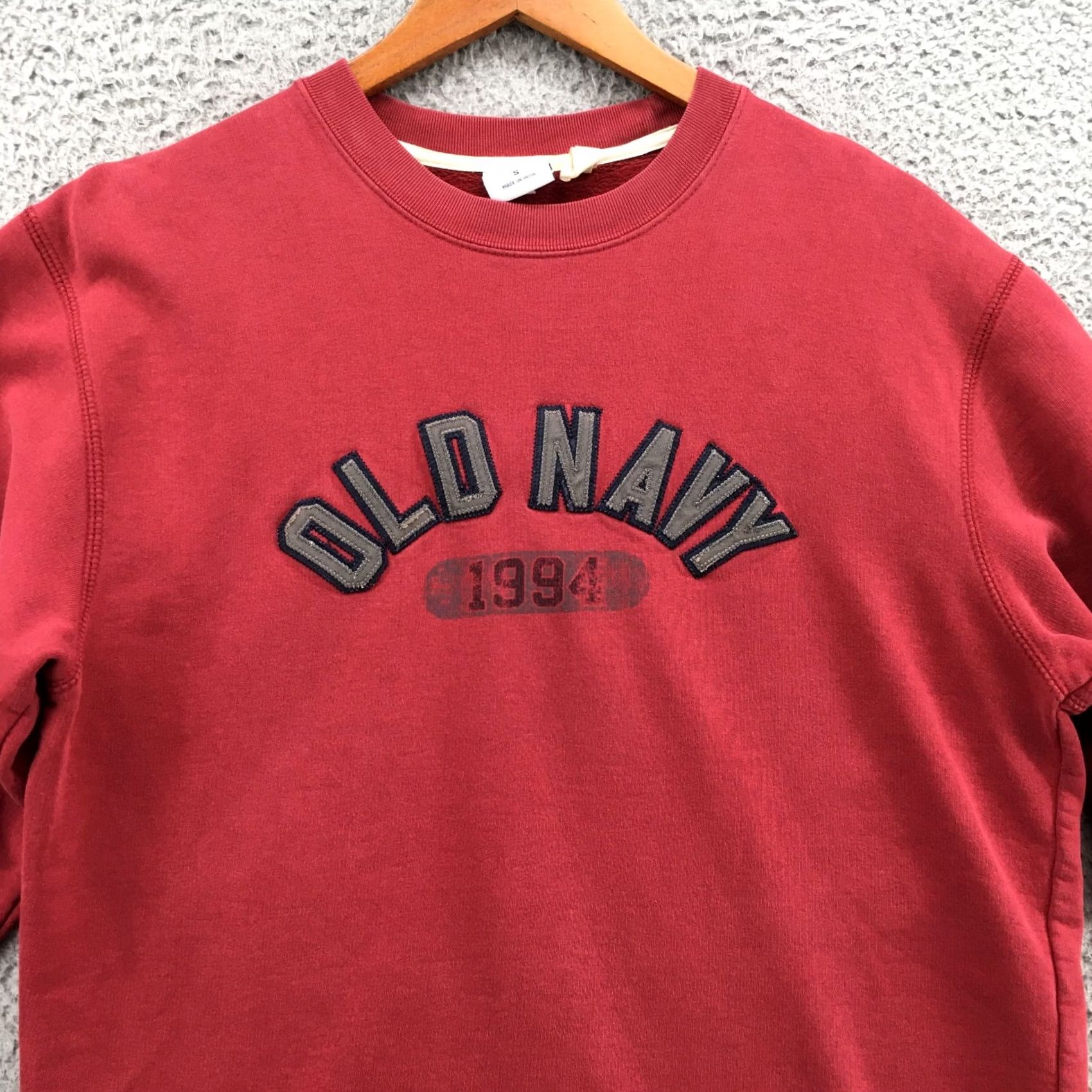 Old Navy Old Navy Pullover Sweatshirt Mens Small Red Fleece Lined Cotton Blend Crew Neck Size S / US 4 / IT 40 - 3 Thumbnail