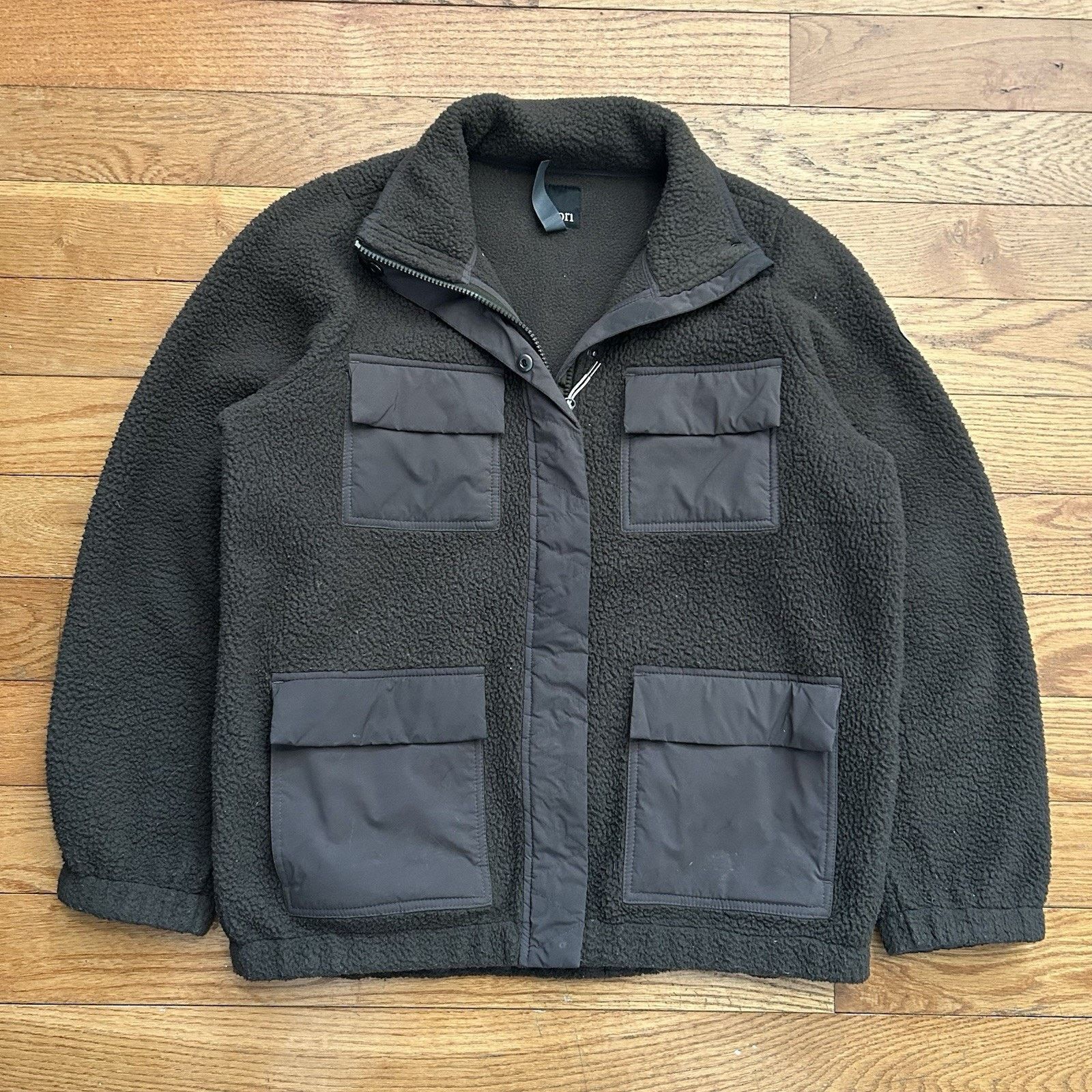 Vuori Utility Sherpa Fleece Full Zip Cargo Jacket VW524 Womens Size S / US 4 / IT 40 - 1 Thumbnail