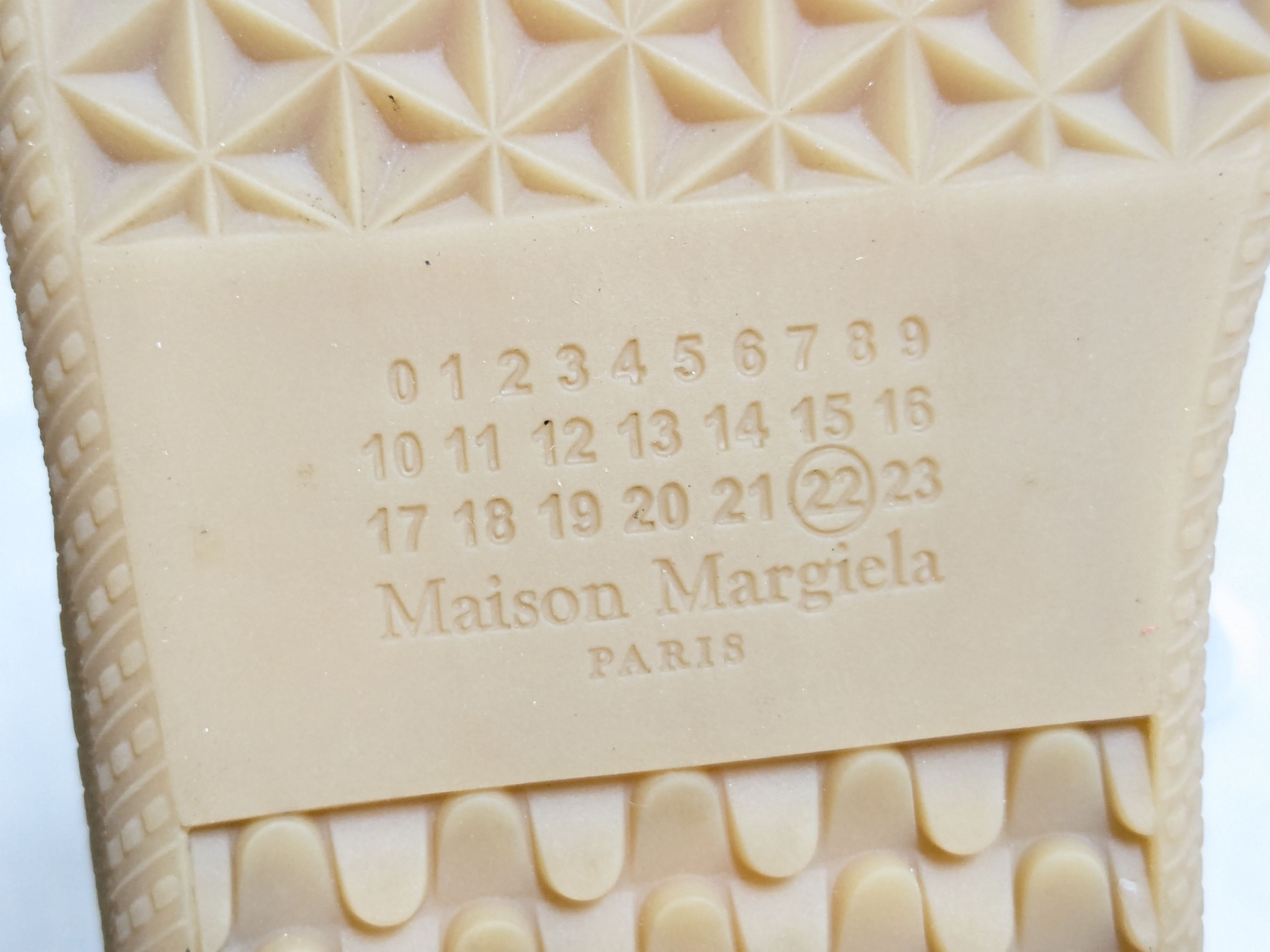 Maison Margiela Maison Margiela GAT Replica White Gray 11 44 Low Top Size US 11 / EU 44 - 18 Thumbnail