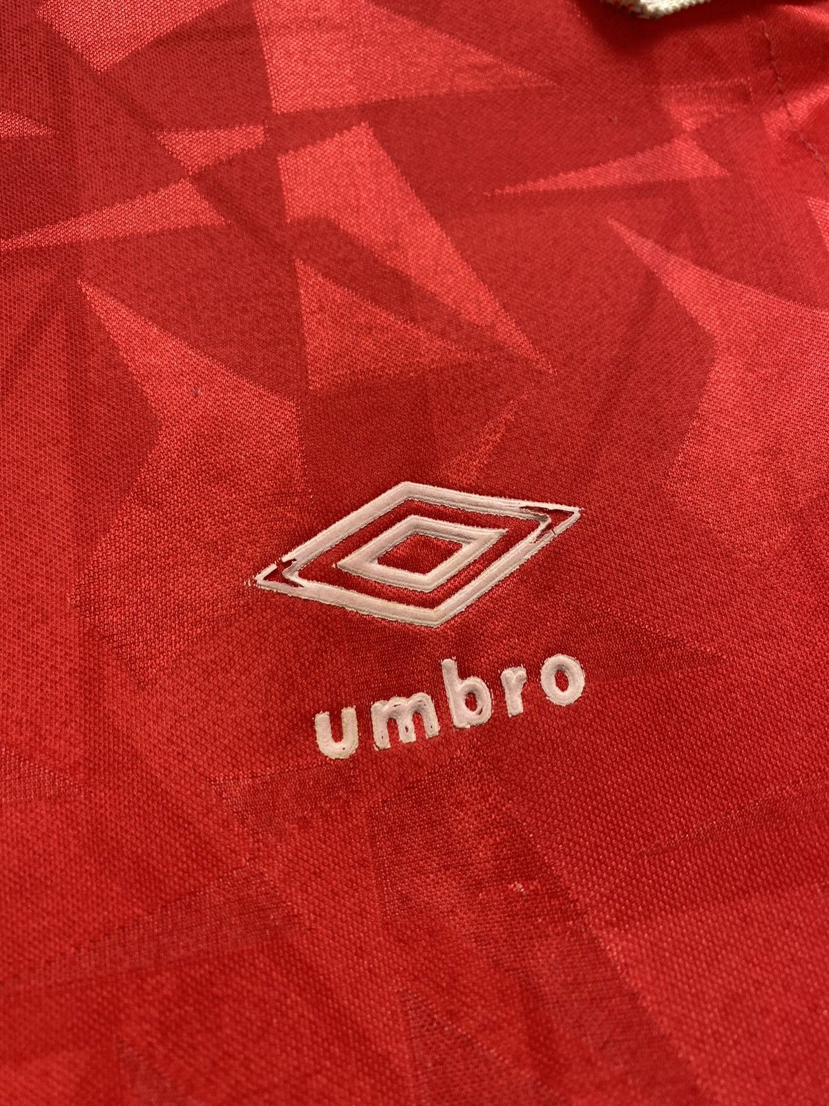 Umbro × Vintage Vintage 90s Notthingham Forest 1990-1992 Home Jersey Size US M / EU 48-50 / 2 - 14 Thumbnail