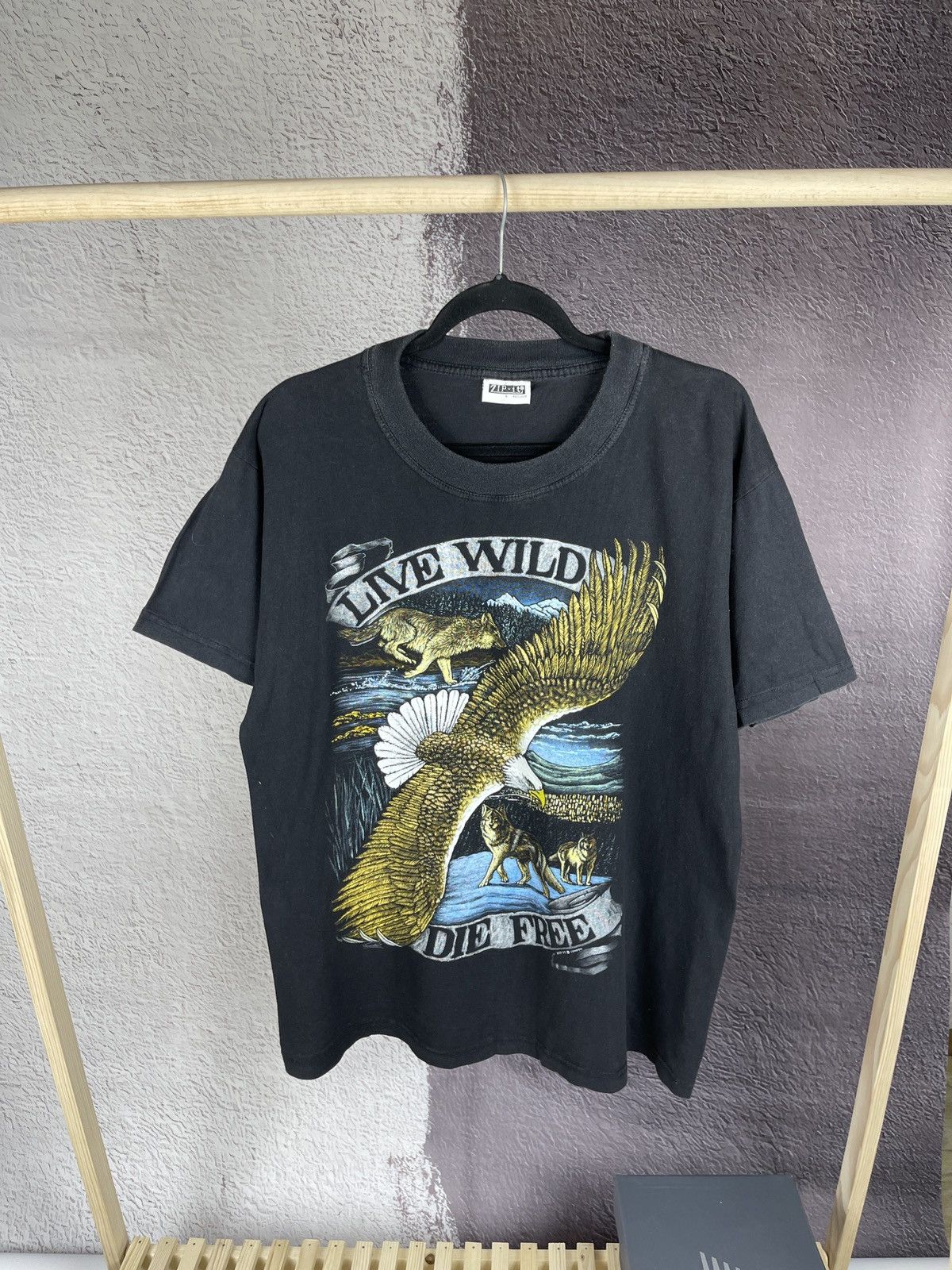 Band Tees Zip-It Exclusive London Live Wild Die Free vintage rock tee Size US L / EU 52-54 / 3 - 1 Thumbnail