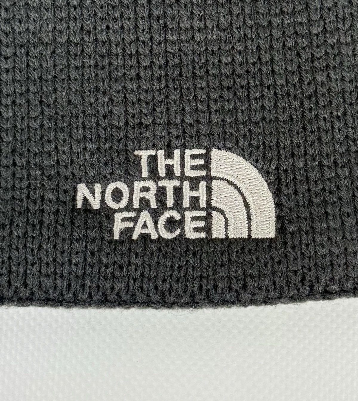 The North Face The North Face Black Knit Beanie Hat Logo One Size Fleece Size ONE SIZE - 4 Thumbnail