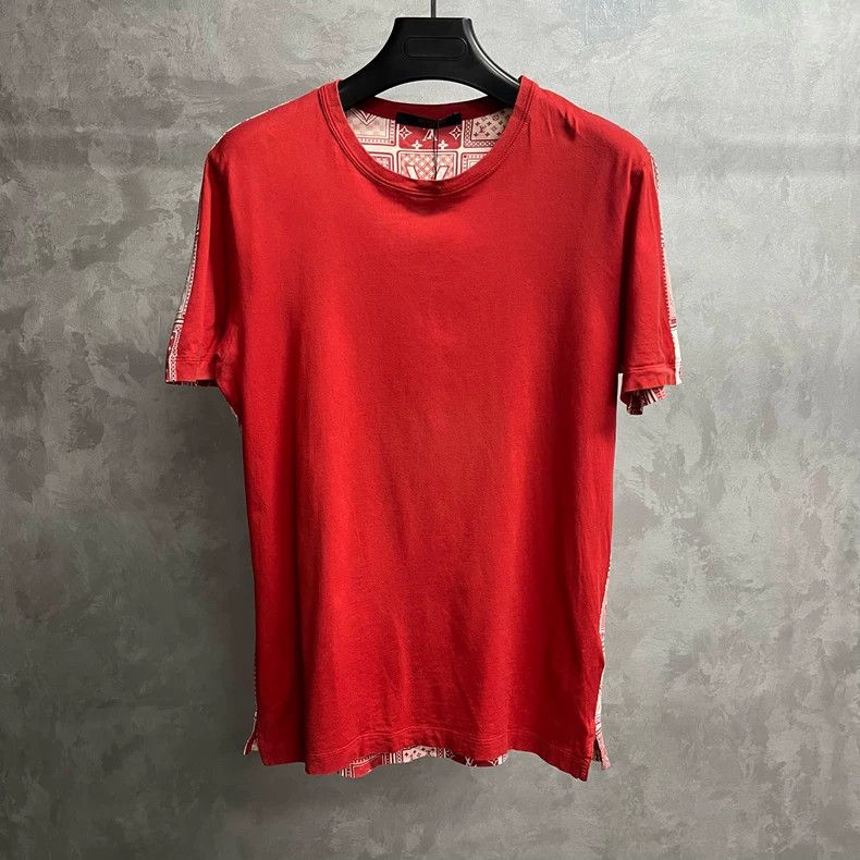 Louis Vuitton LOUIS VUITTON Red poker printed logo short sleeve 2504-Next Size US M / EU 48-50 / 2 - 1 Thumbnail