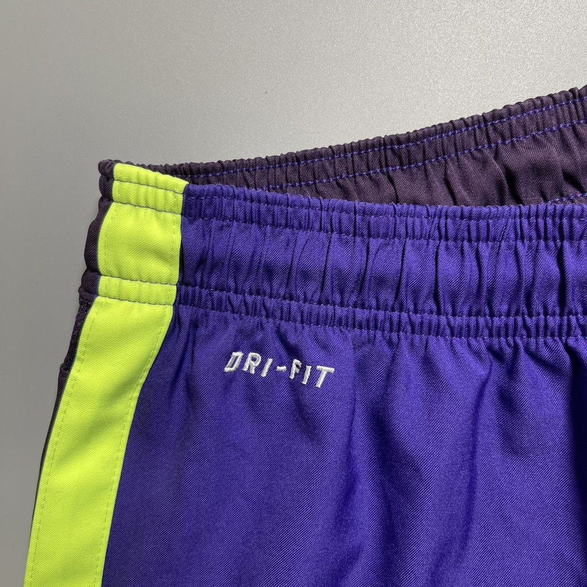 Nike × Vintage MANCHESTER CITY NIKE 2014/2015 FOOTBALL THIRD SHORTS #21 Size US 31 - 4 Thumbnail