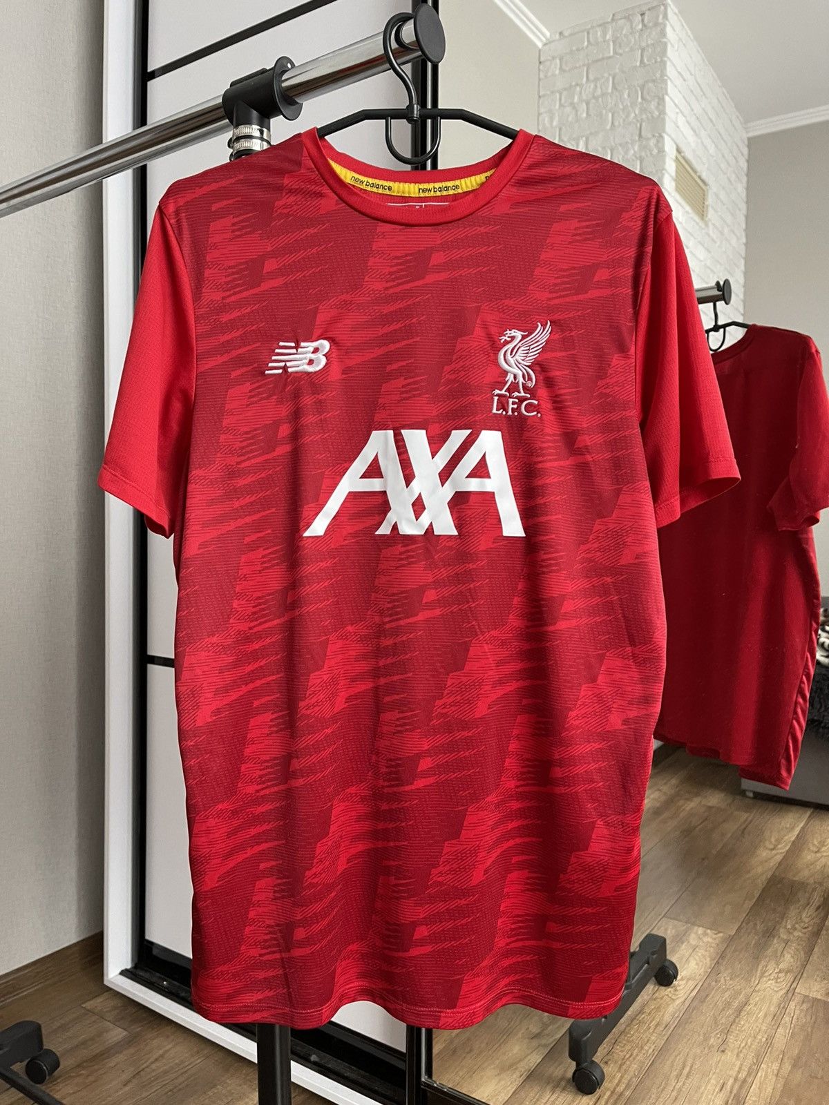 New Balance 2019/2020 Liverpool New Balance Soccer Jersey Shirt Size US L / EU 52-54 / 3 - 3 Thumbnail