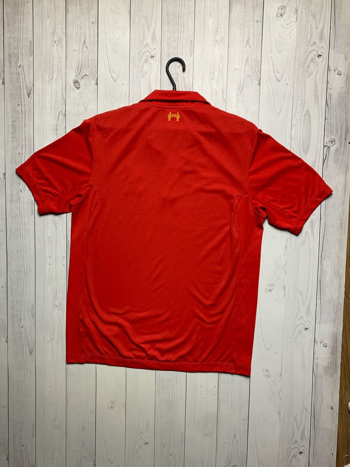 Vintage Vintage Liverpool soccer jersey size L red Size US L / EU 52-54 / 3 - 5 Thumbnail