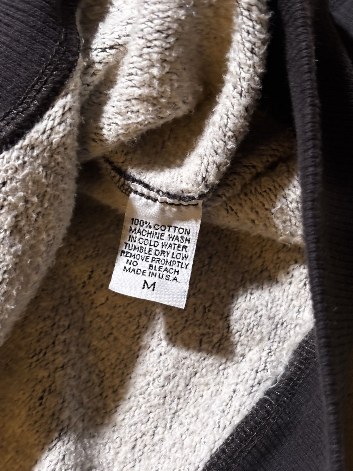 Vintage Faded Black Vintage Hoodie Size US L / EU 52-54 / 3 - 4 Thumbnail