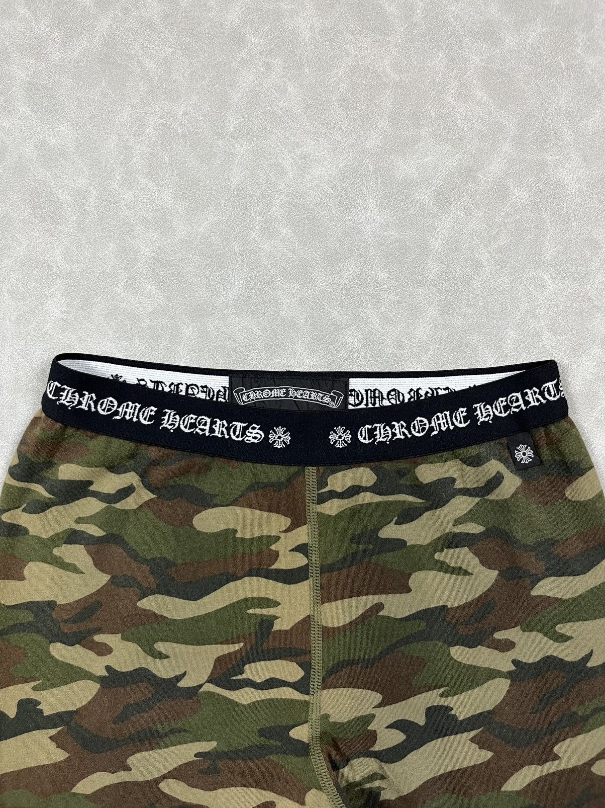 Chrome Hearts Chrome Hearts camo leggings Size 27" / US 4 / IT 40 - 5 Thumbnail