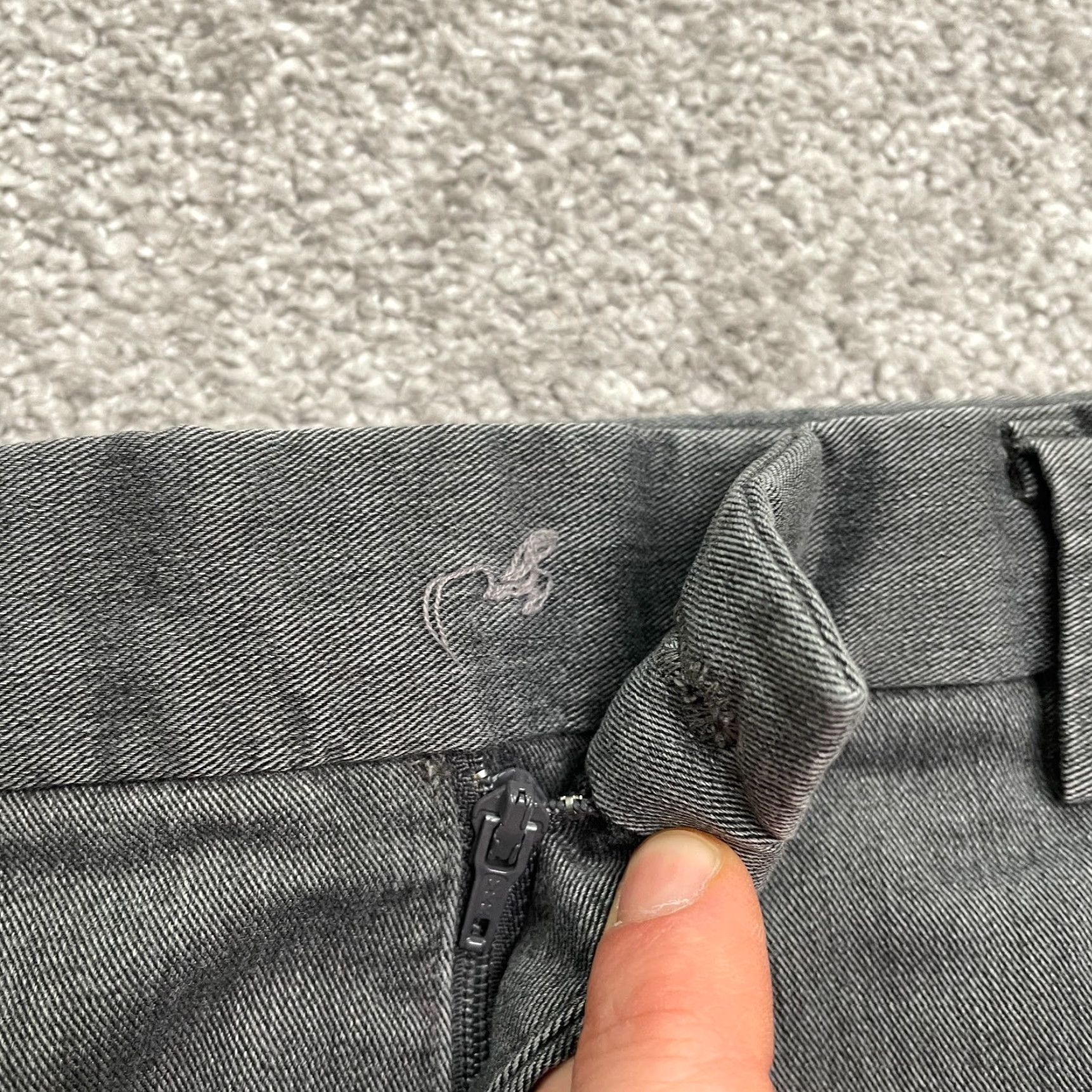 Uniqlo Uniqlo Pants Mens 34x30 Gray Flat Front Chino Straight Leg Cotton Stretch Casual Mens Size US 34 / EU 50 - 3 Thumbnail