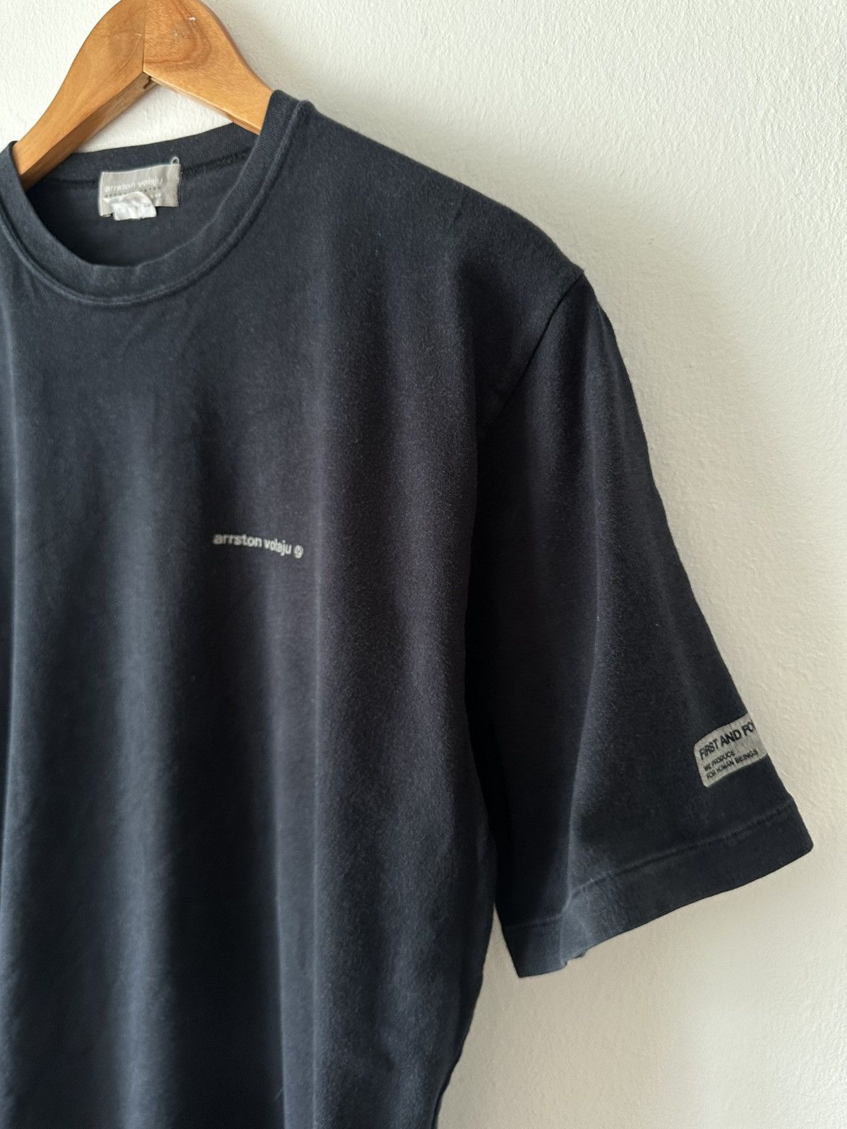Vintage Arrston Volaju Kohsin Satoh T Shirt Size US L / EU 52-54 / 3 - 4 Thumbnail