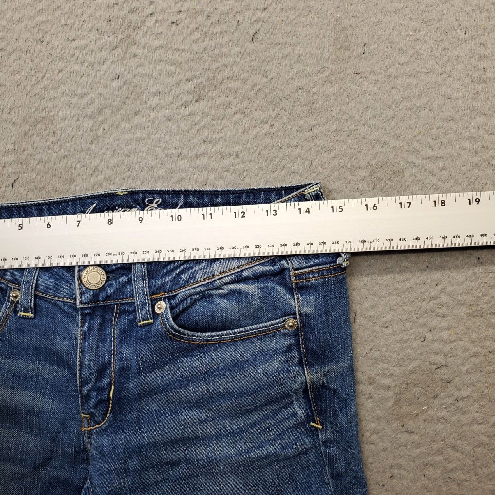 American Eagle Outfitters American Eagle Outfitters Skinny Jeans Womens Size 2 Blue Denim Stretch Whiskered Pocketed 5-Pocket Design Jeans Womens 2 Blue Denim Stretch Size 26" / US 2 / IT 38 - 6 Thumbnail