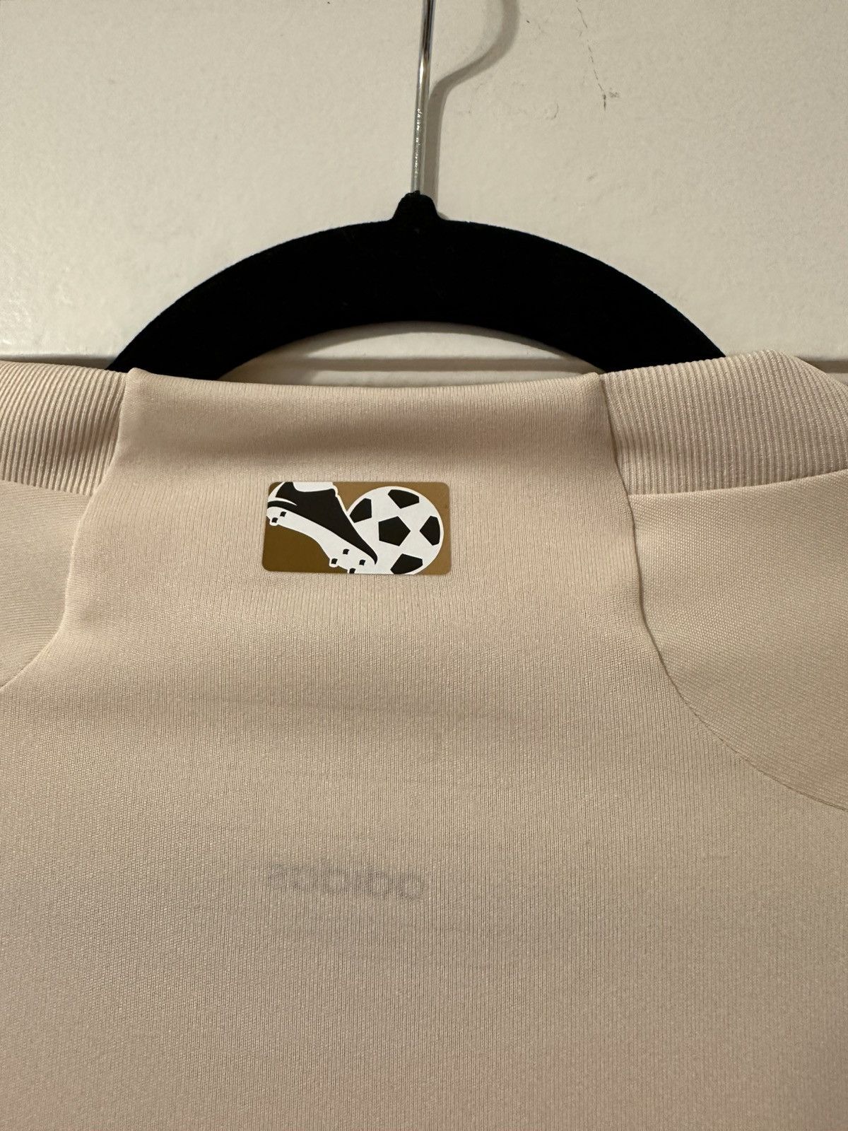 Adidas Men's Tan LAFC 2024 Archive Replica Jersey Size US L / EU 52-54 / 3 - 6 Thumbnail
