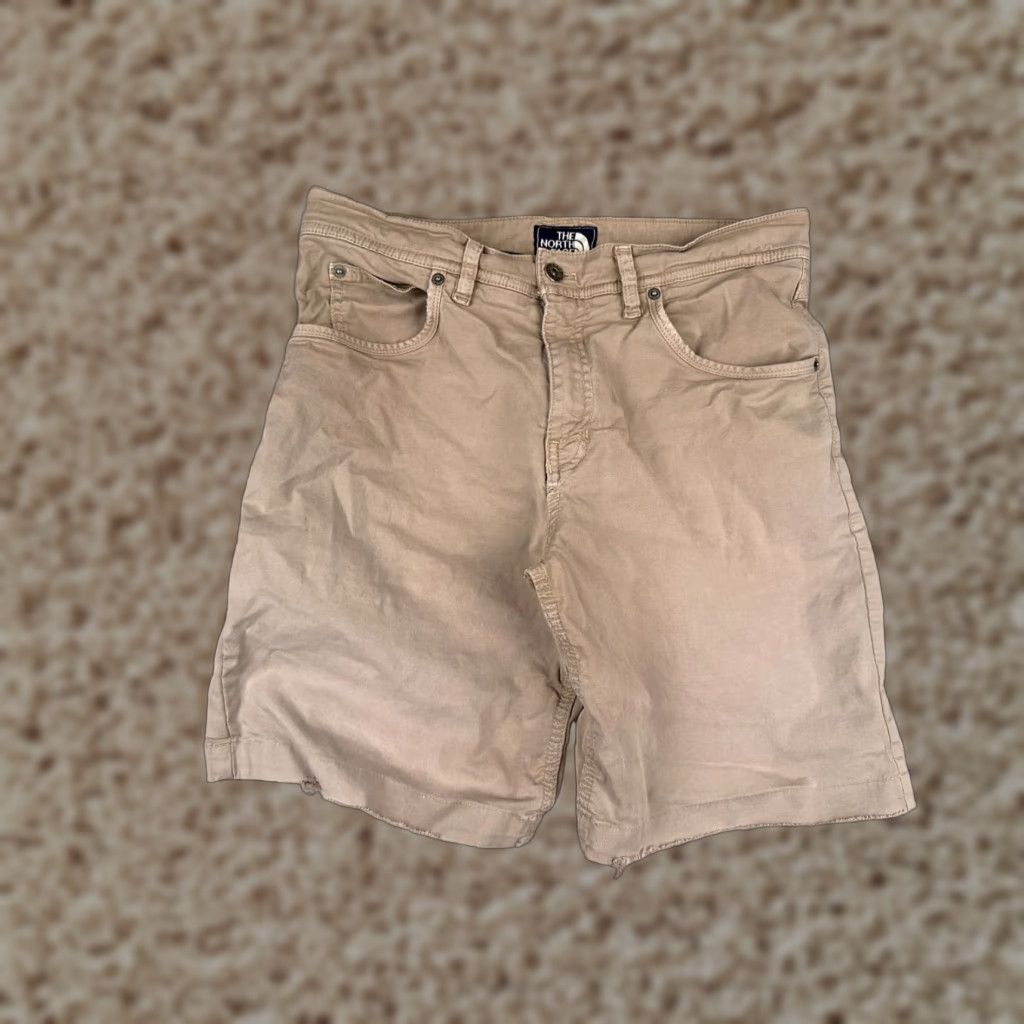 The North Face VINTAGE The North Face Shorts Mens Regular 30 Beige Cotton Twill 8 Inseam Casual Shell Logo Adjustable Waist Mens Size US 30 / EU 46 - 1 Thumbnail