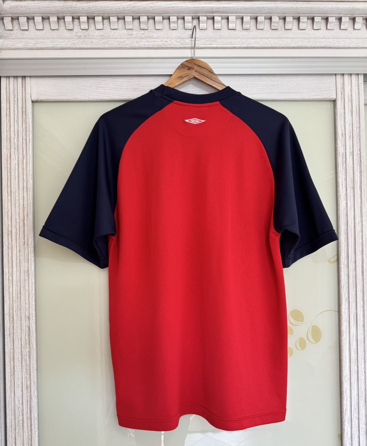 Umbro × Vintage Vintage England 2001-2002 Soccer Training Jersey Football Size US XL / EU 56 / 4 - 2 Thumbnail