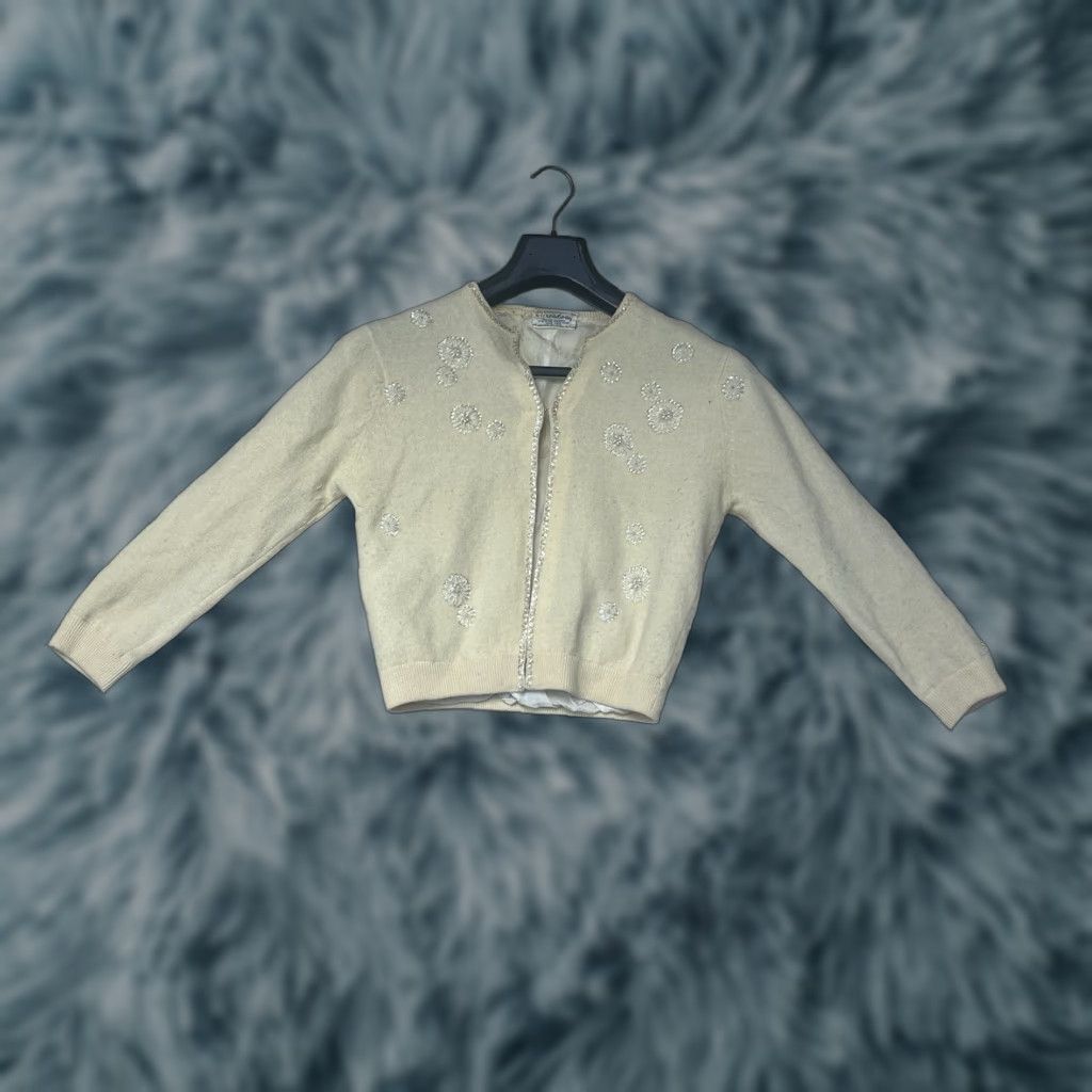 Vintage VINTAGE The Broadway Shirt Jacket Women's Size S Beige Lambswool Angora Cardigan Sweater - 90s style Mens? Size S / US 4 / IT 40 - 1 Thumbnail