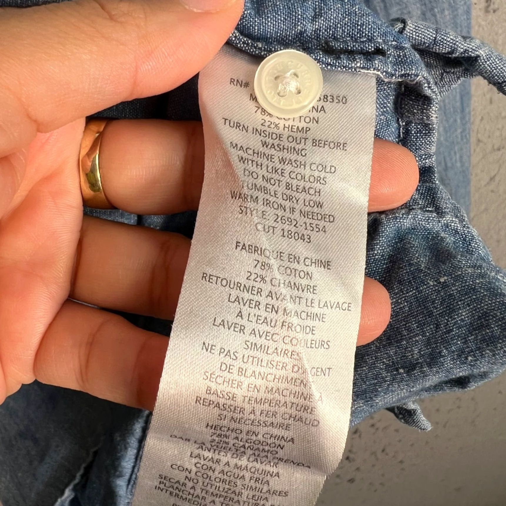 Vintage Current/Elliott Womens Chambray Button-Up Shirt with Tie Hem, 0, Blue, Long Sleeve, Collared, Cotton/Hemp, Vintage/Used, Adults, Womens Size XS / US 0-2 / IT 36-38 - 4 Thumbnail
