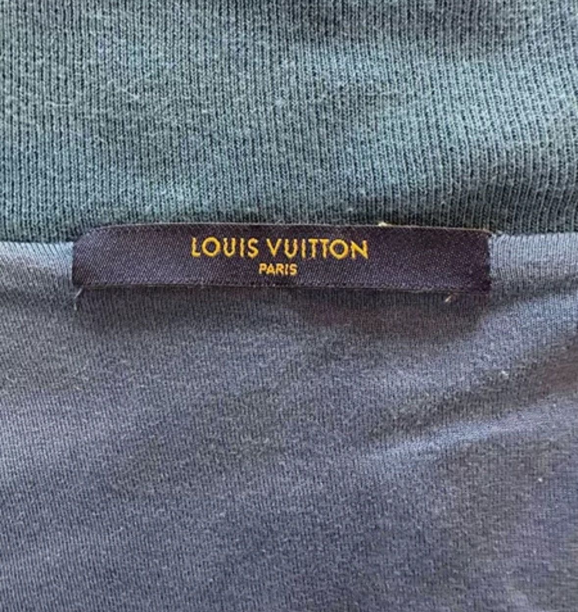 Louis Vuitton Louis Vuitton logo pattern full long sleeved casual jacket Size US XS / EU 42 / 0 - 4 Thumbnail