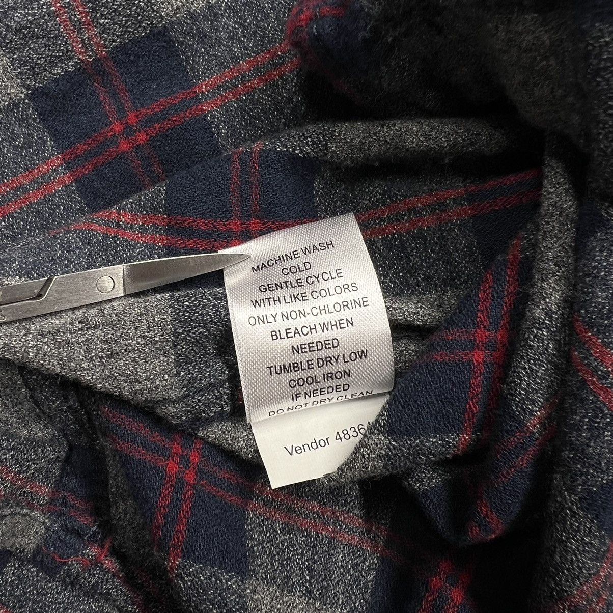 On The Byas On The Byas Flannel Shirt Grey Button Up Plaid Longer Length Size US M / EU 48-50 / 2 - 8 Thumbnail