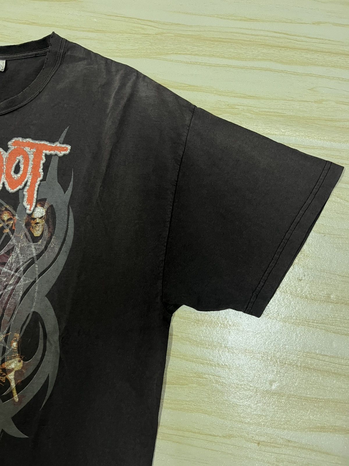 Band Tees 00s Slipknot We Won’t Die Sun Faded Vintage Tee Size US XL / EU 56 / 4 - 4 Thumbnail