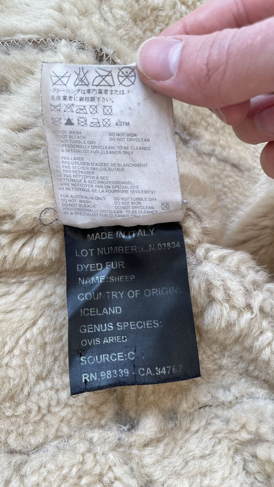 Miu Miu Mid 2000s Tan Shearling Jacket Size US M / EU 48-50 / 2 - 13 Thumbnail