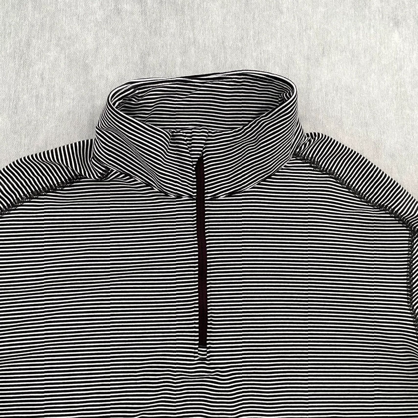 Lululemon Lululemon Black White Striped Pullover 1/4 Zip Sweatshirt Adult Large Performance Mens Size US L / EU 52-54 / 3 - 3 Thumbnail