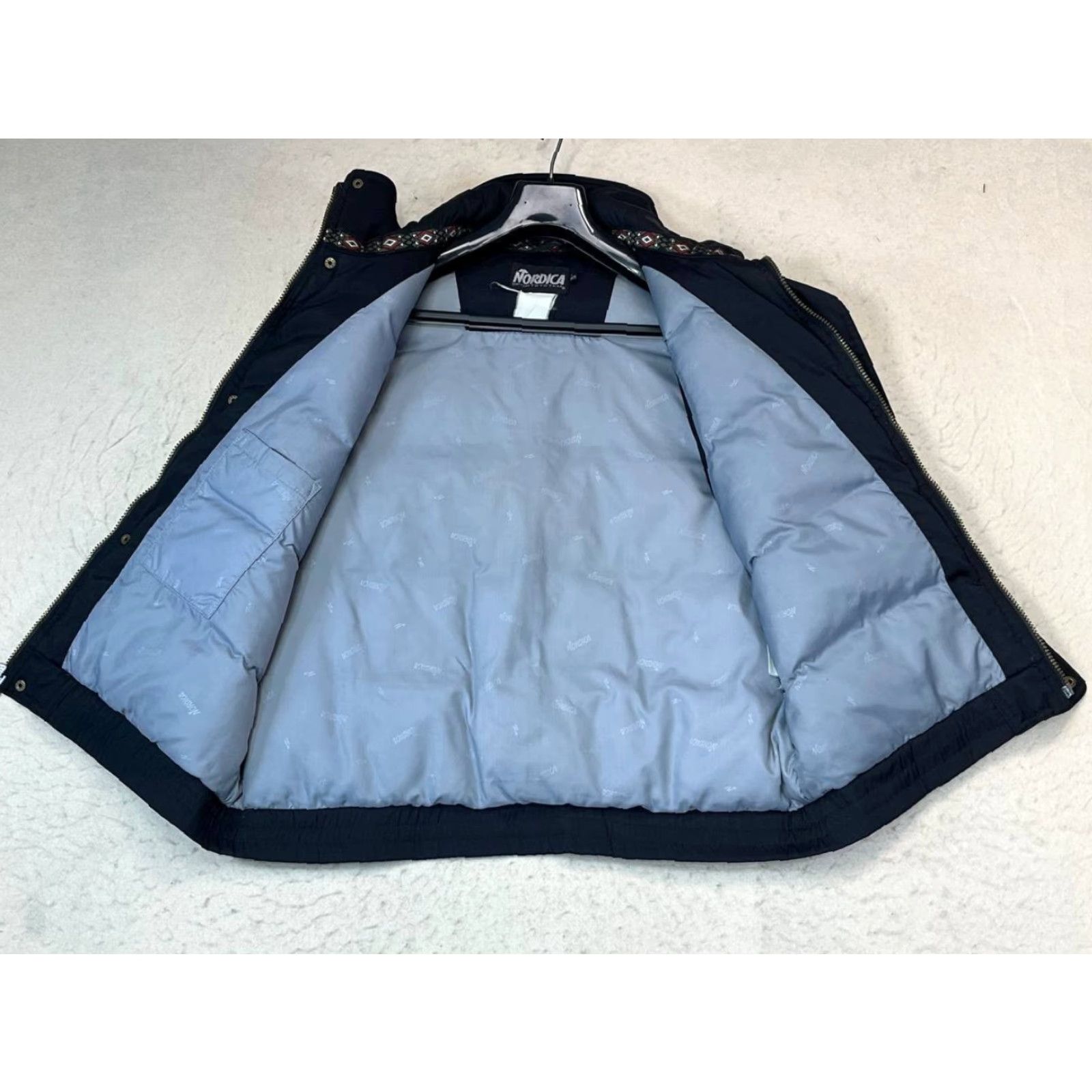 Vintage VINTAGE Nordica Sportsystem Down Vest Unisex Adults Medium Black Blue Interior See Pics Size US M / EU 48-50 / 2 - 5 Thumbnail