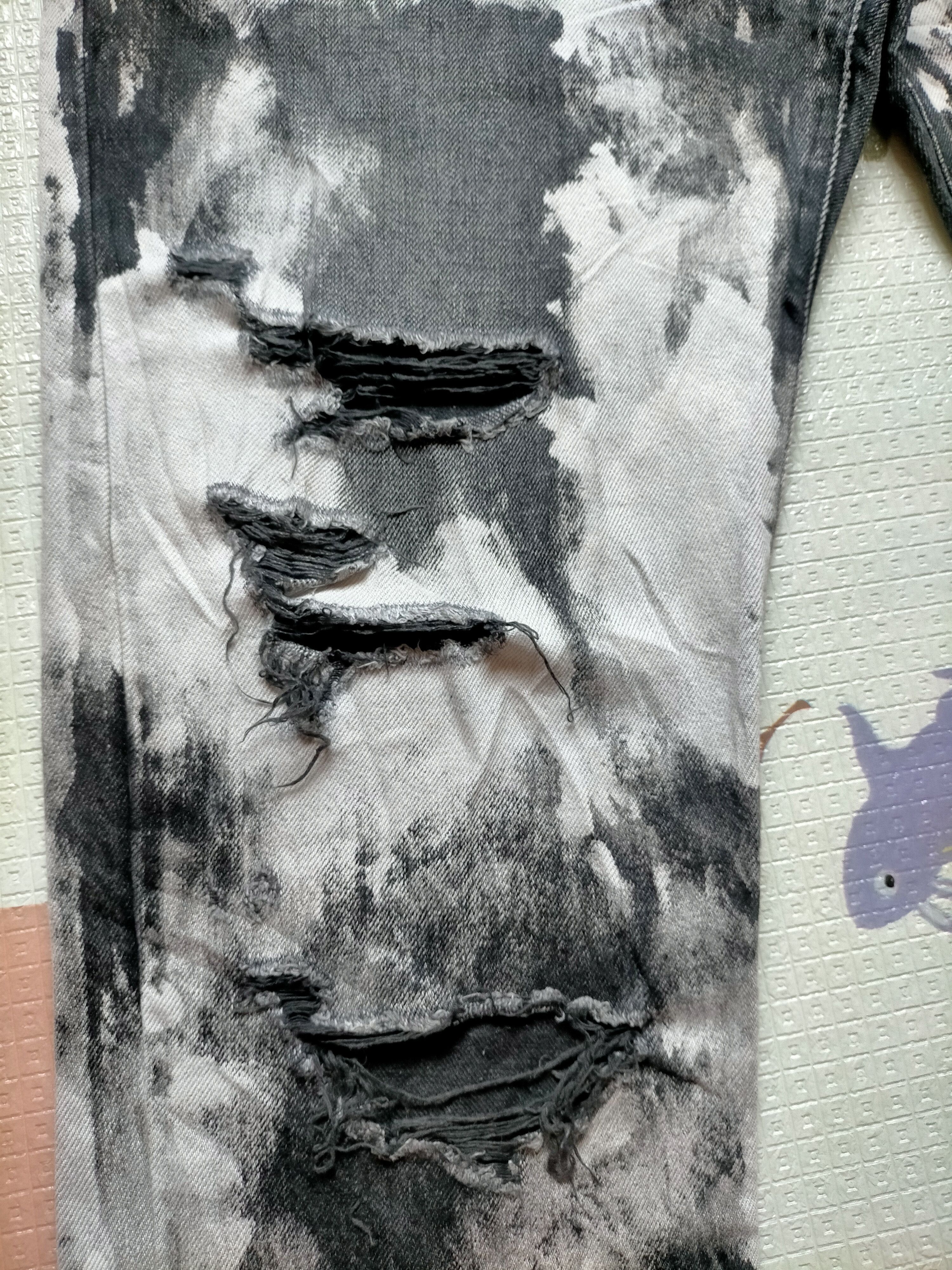 Saint Laurent Paris Saint Laurent Paris D 02 M/SK - LW Destroyed Acid Wash Size US 34 / EU 50 - 8 Thumbnail