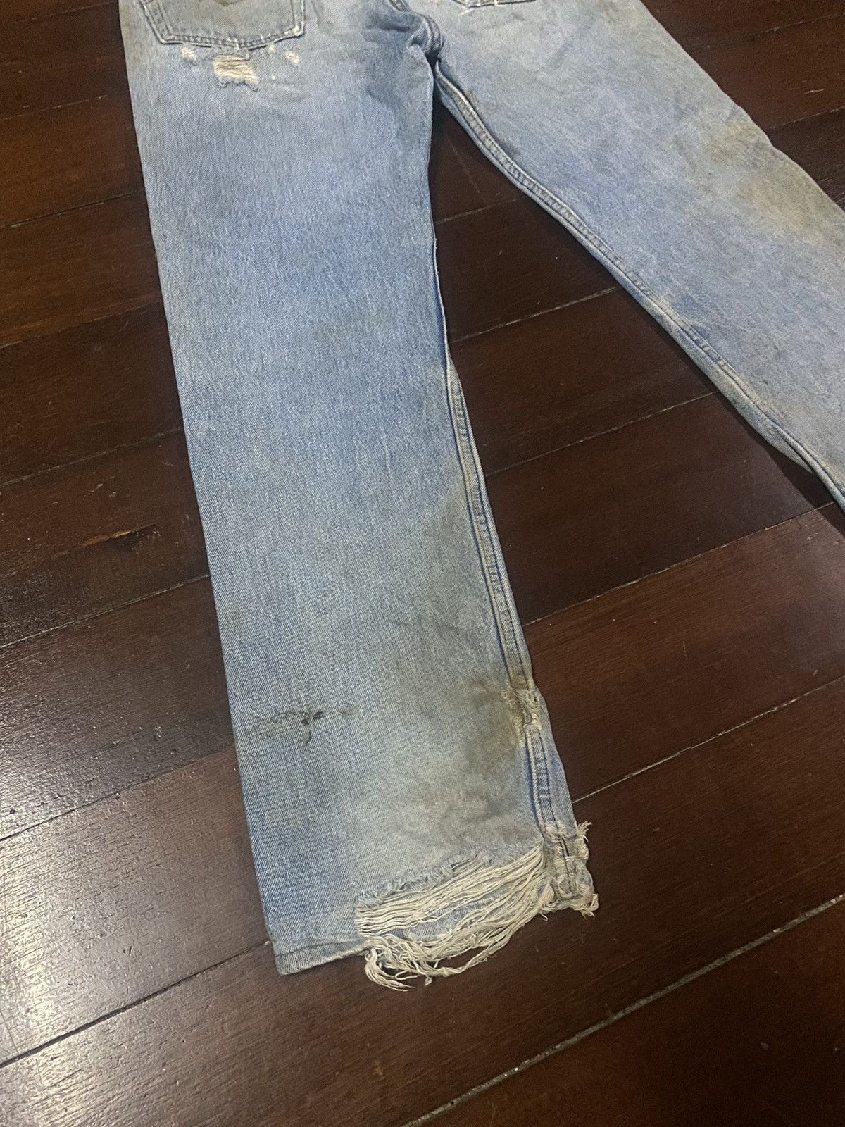 Levi's Vintage Clothing FIRE 🔥 VINTAGE 70s 80s LEVIS 501 DESTROY DISTRESSED RIPPED Size US 32 / EU 48 - 15 Thumbnail