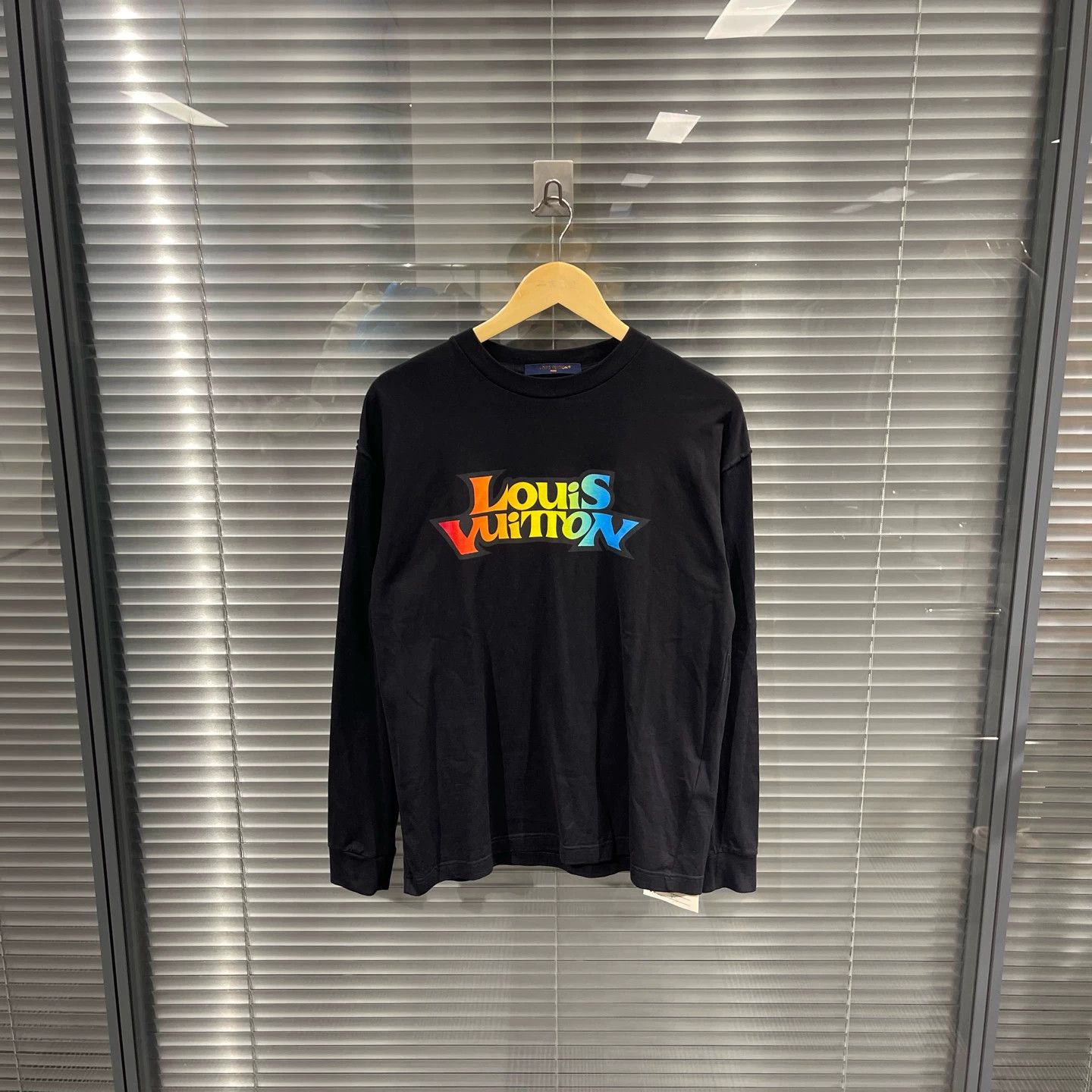 Louis Vuitton LV Rainbow Slogan Letter Print Sweatshirt XS 99 New Size US XS / EU 42 / 0 - 1 Thumbnail